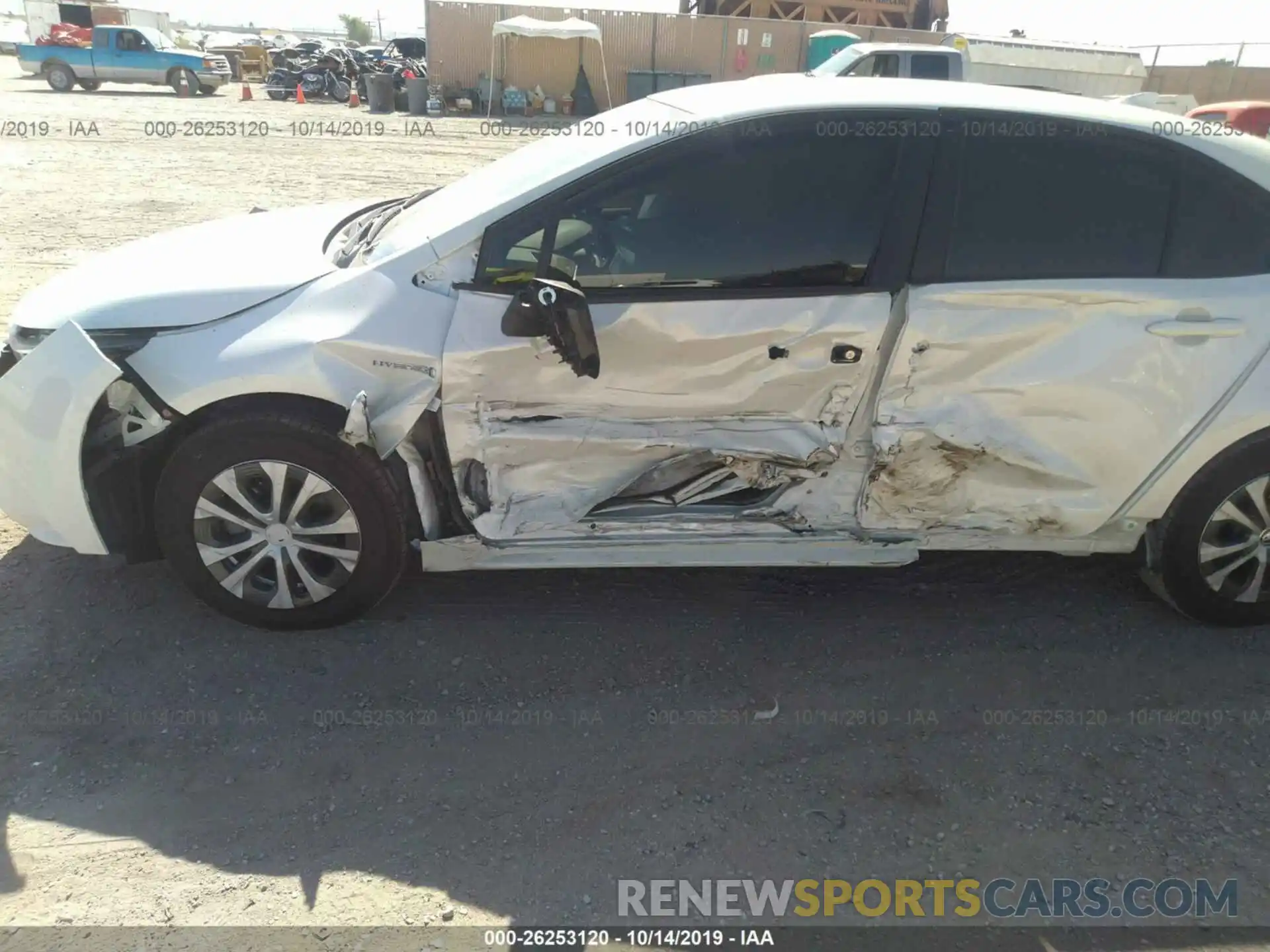 6 Photograph of a damaged car JTDEBRBE5LJ009868 TOYOTA COROLLA 2020