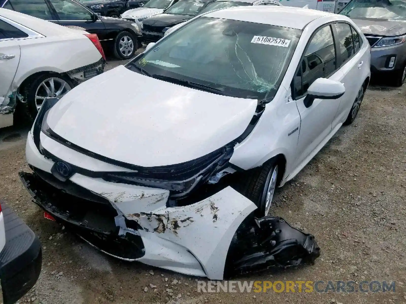 2 Photograph of a damaged car JTDEBRBE5LJ009871 TOYOTA COROLLA 2020