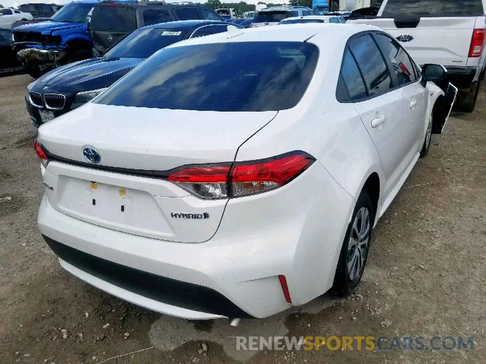 4 Photograph of a damaged car JTDEBRBE5LJ009871 TOYOTA COROLLA 2020