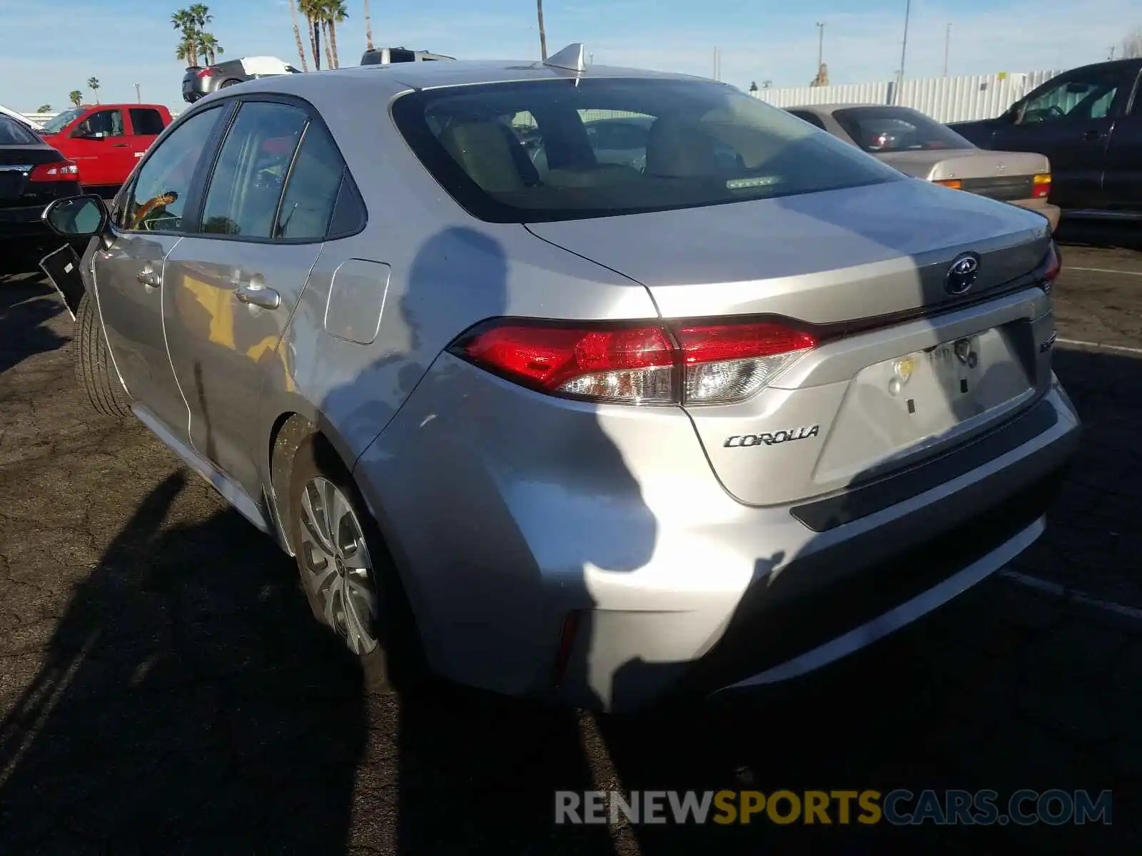 3 Photograph of a damaged car JTDEBRBE5LJ010874 TOYOTA COROLLA 2020