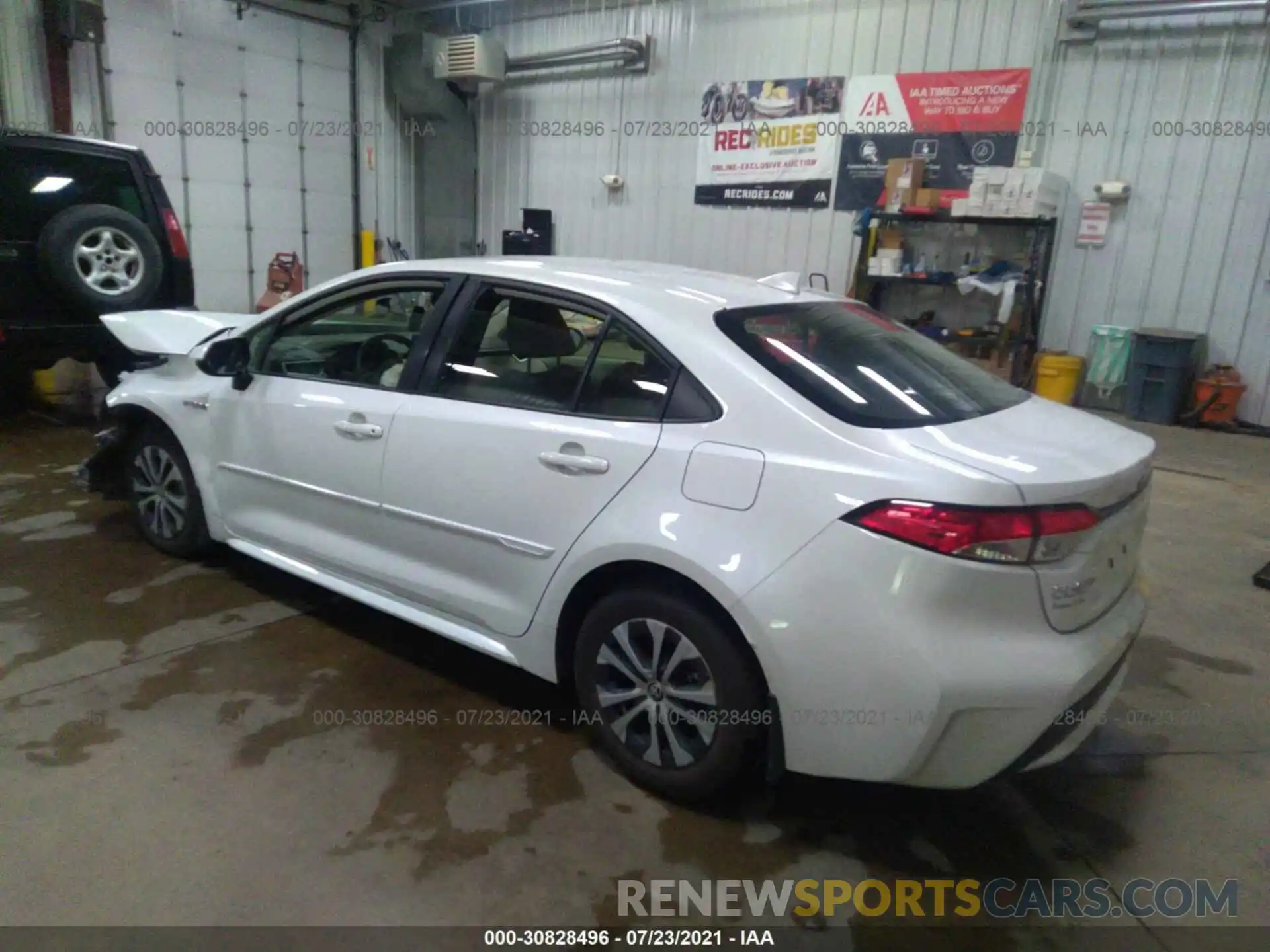 3 Photograph of a damaged car JTDEBRBE5LJ011412 TOYOTA COROLLA 2020