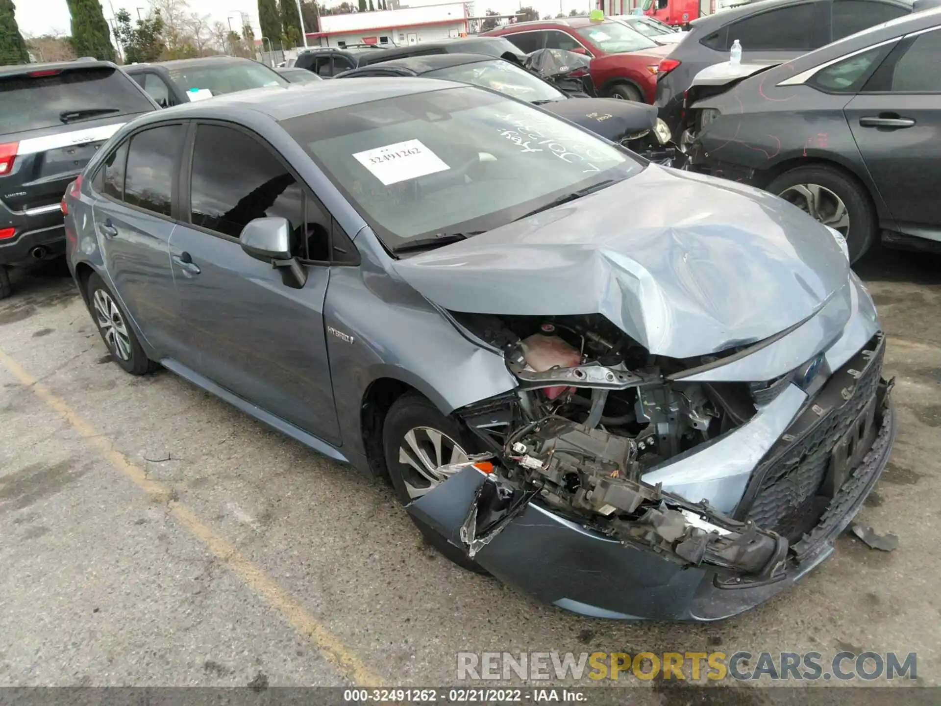 1 Photograph of a damaged car JTDEBRBE5LJ012348 TOYOTA COROLLA 2020