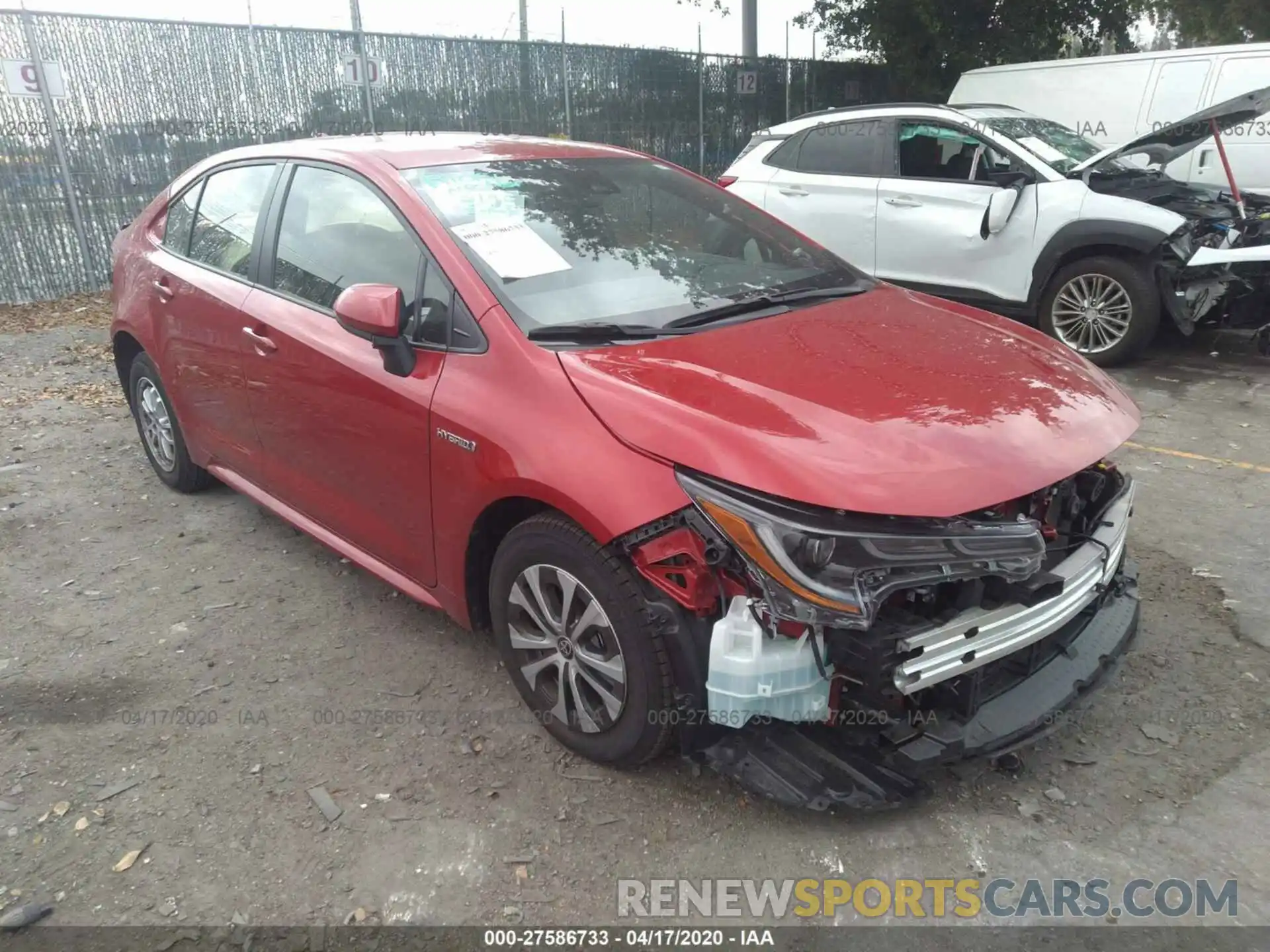 1 Photograph of a damaged car JTDEBRBE5LJ013029 TOYOTA COROLLA 2020