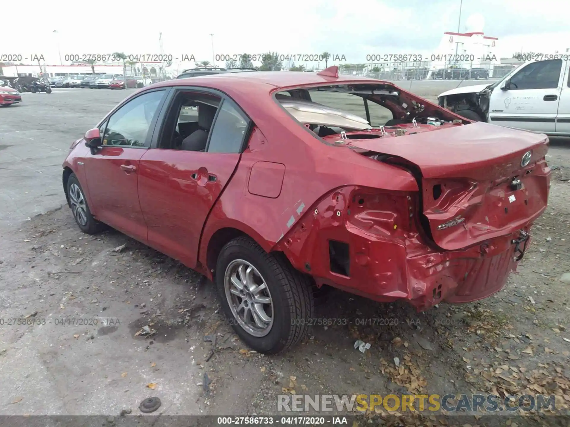 3 Photograph of a damaged car JTDEBRBE5LJ013029 TOYOTA COROLLA 2020