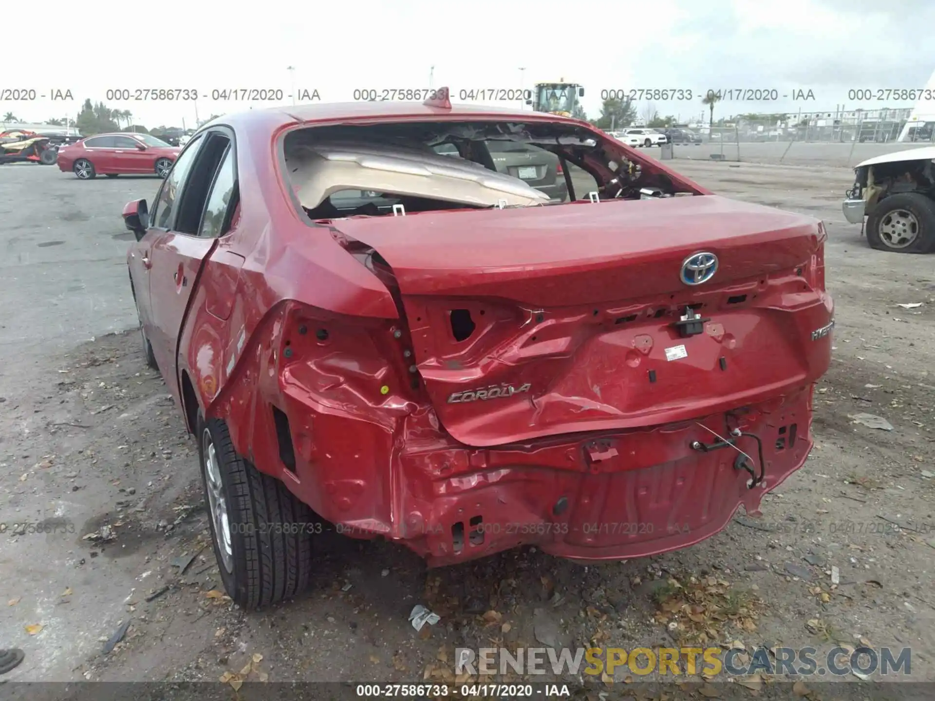 6 Photograph of a damaged car JTDEBRBE5LJ013029 TOYOTA COROLLA 2020