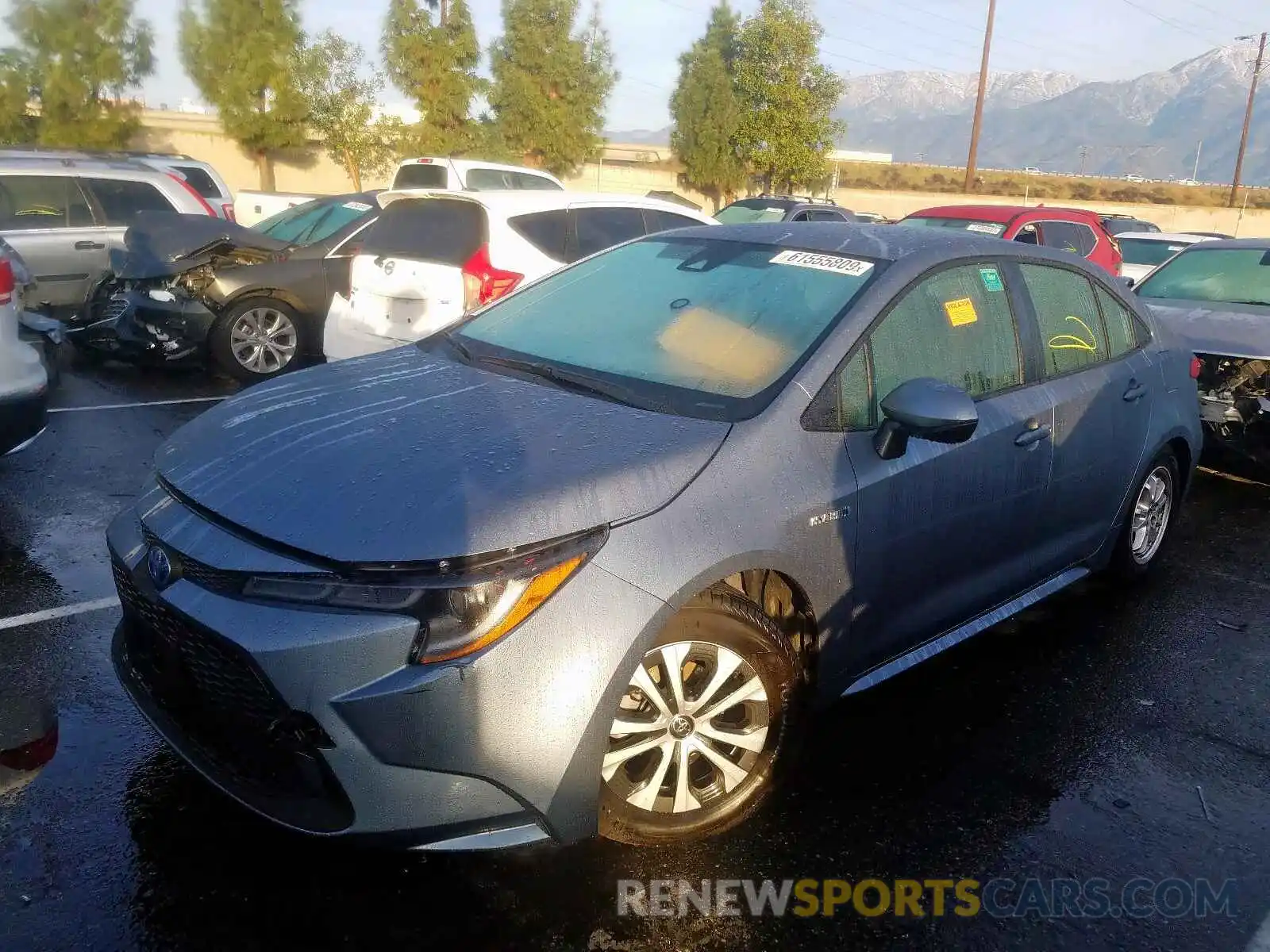 2 Photograph of a damaged car JTDEBRBE5LJ013385 TOYOTA COROLLA 2020