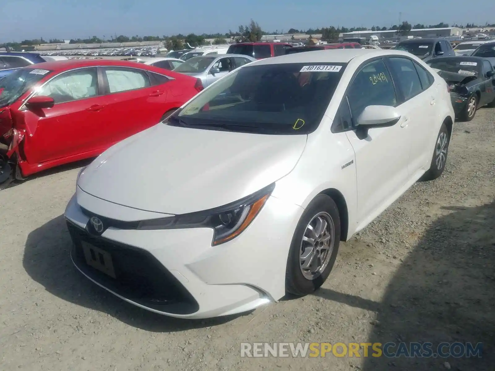 2 Photograph of a damaged car JTDEBRBE5LJ014181 TOYOTA COROLLA 2020