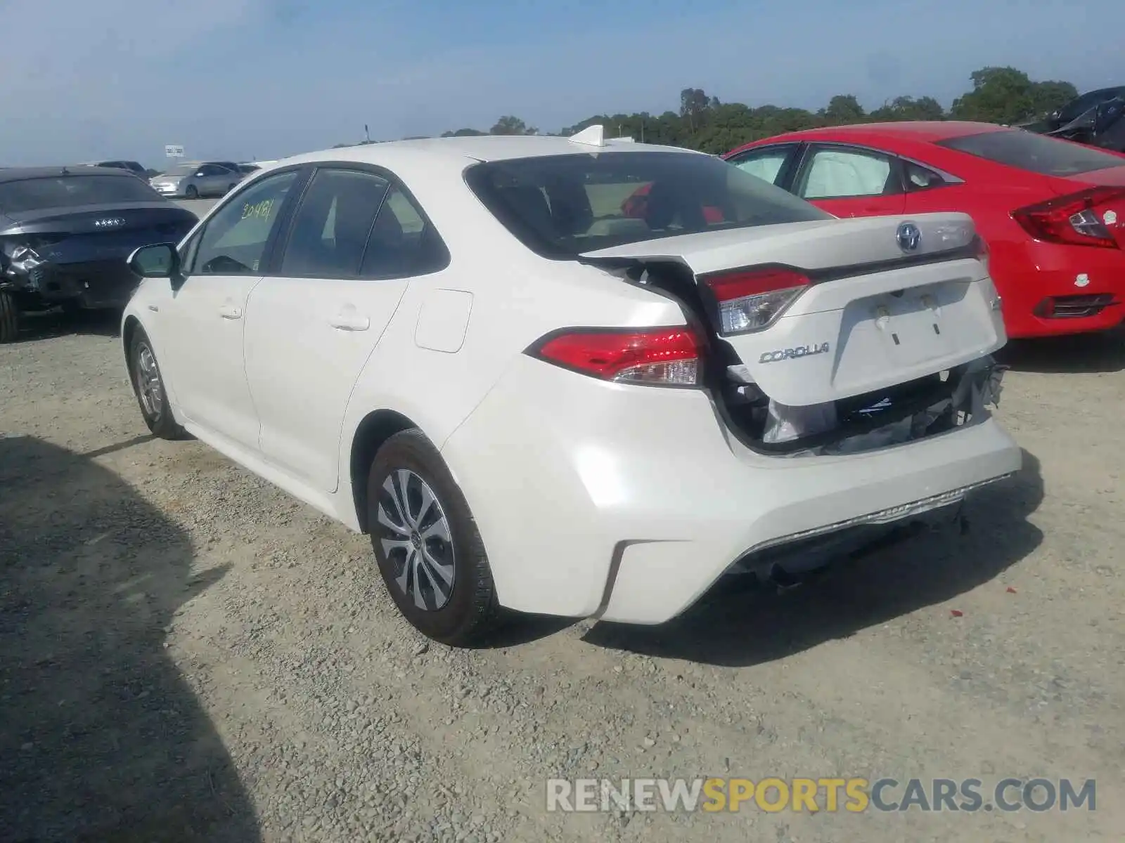 3 Photograph of a damaged car JTDEBRBE5LJ014181 TOYOTA COROLLA 2020