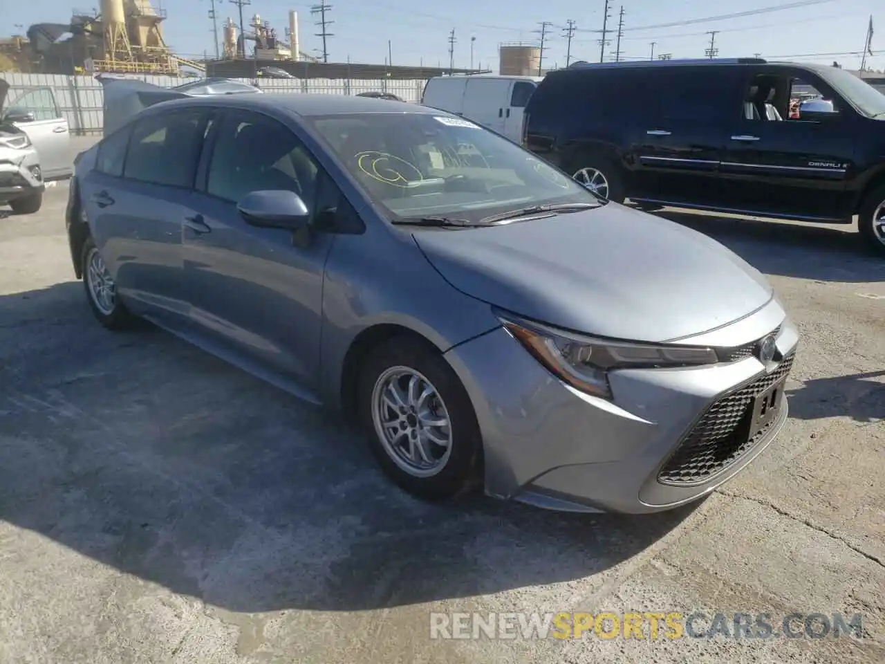 1 Photograph of a damaged car JTDEBRBE5LJ014858 TOYOTA COROLLA 2020