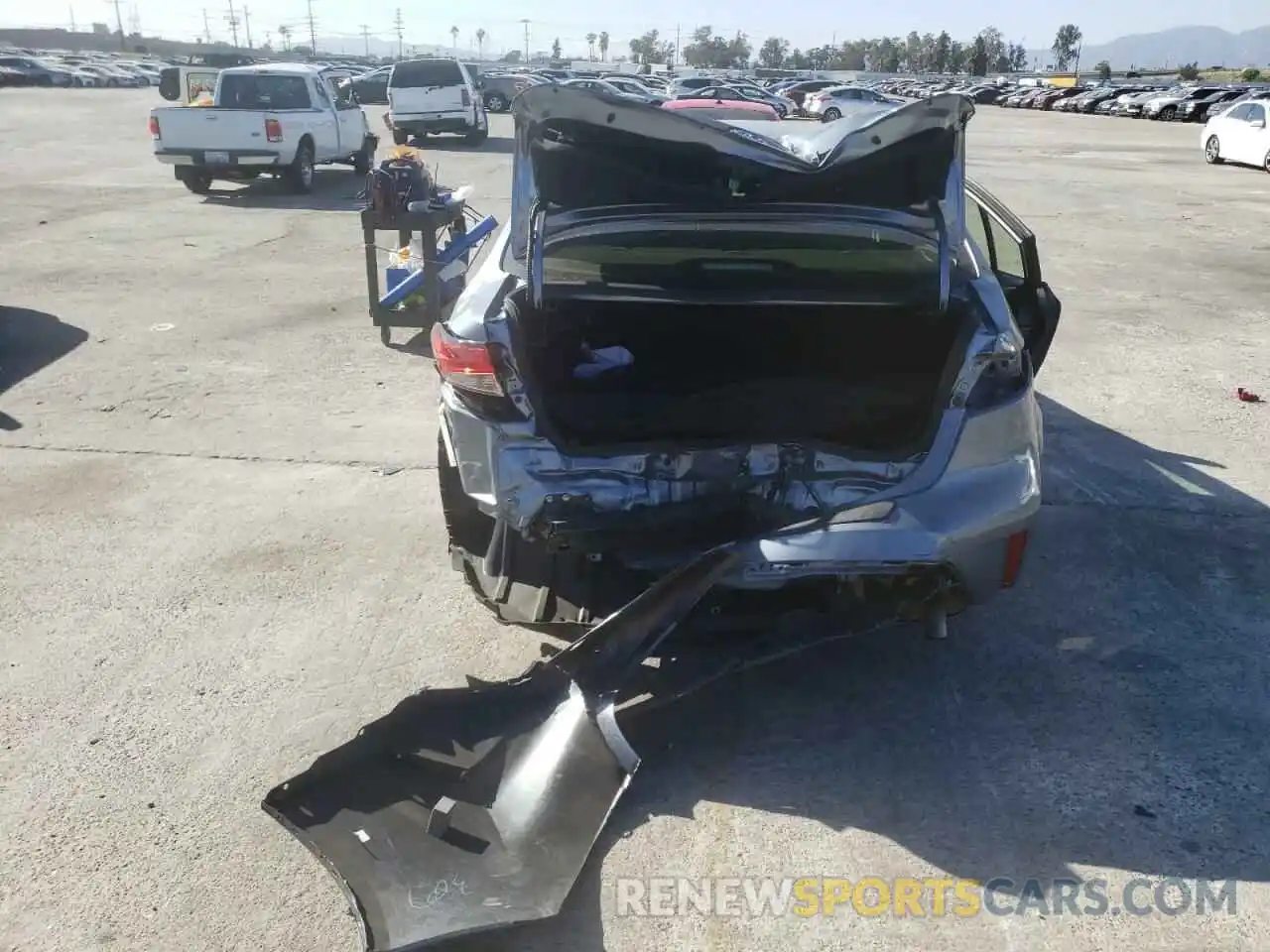 9 Photograph of a damaged car JTDEBRBE5LJ014858 TOYOTA COROLLA 2020