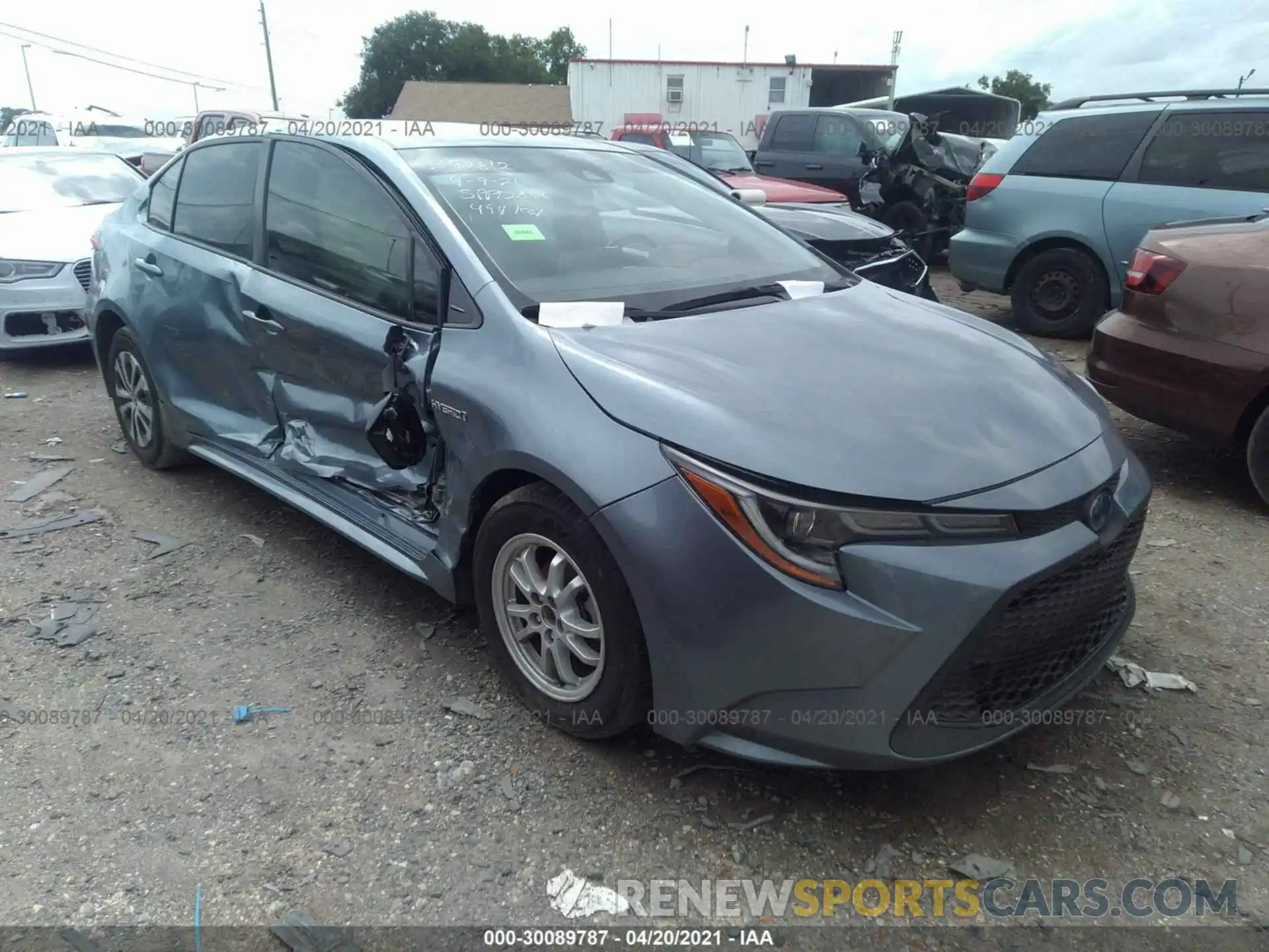 1 Photograph of a damaged car JTDEBRBE5LJ015055 TOYOTA COROLLA 2020