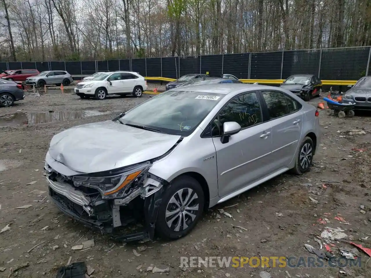 2 Photograph of a damaged car JTDEBRBE5LJ015511 TOYOTA COROLLA 2020