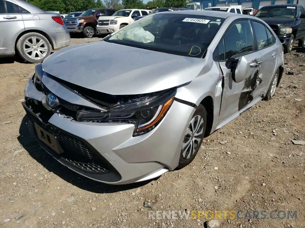 2 Photograph of a damaged car JTDEBRBE5LJ015993 TOYOTA COROLLA 2020