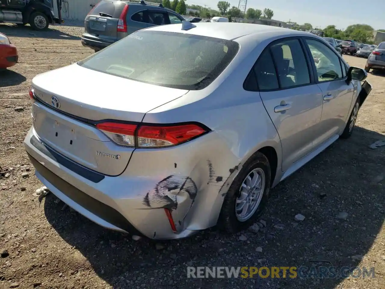 4 Photograph of a damaged car JTDEBRBE5LJ015993 TOYOTA COROLLA 2020