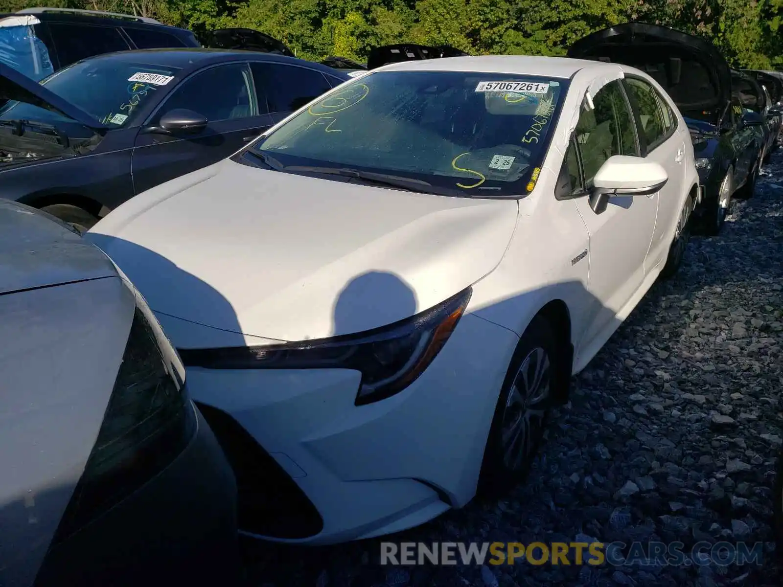 2 Photograph of a damaged car JTDEBRBE5LJ016089 TOYOTA COROLLA 2020