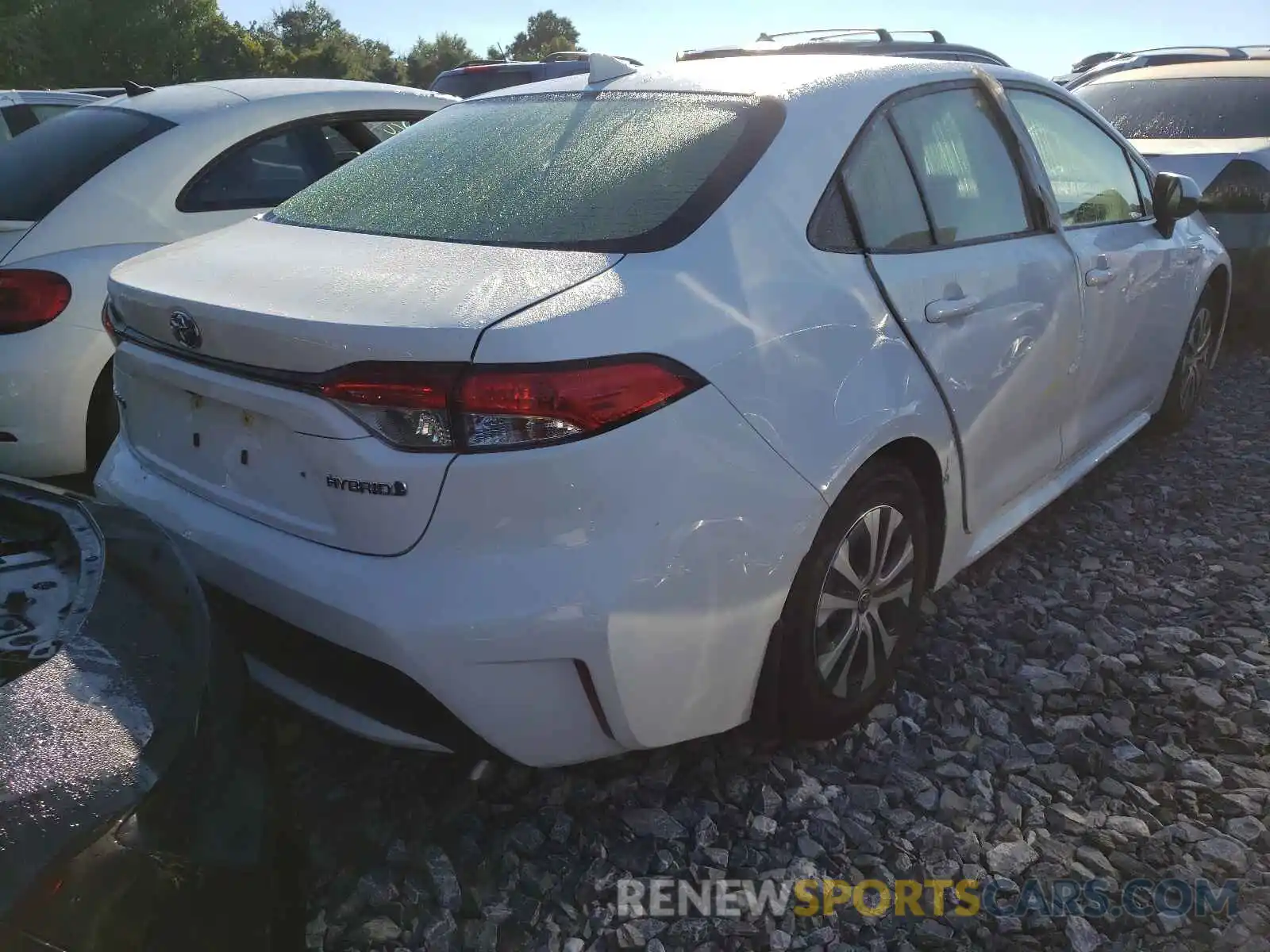 4 Photograph of a damaged car JTDEBRBE5LJ016089 TOYOTA COROLLA 2020