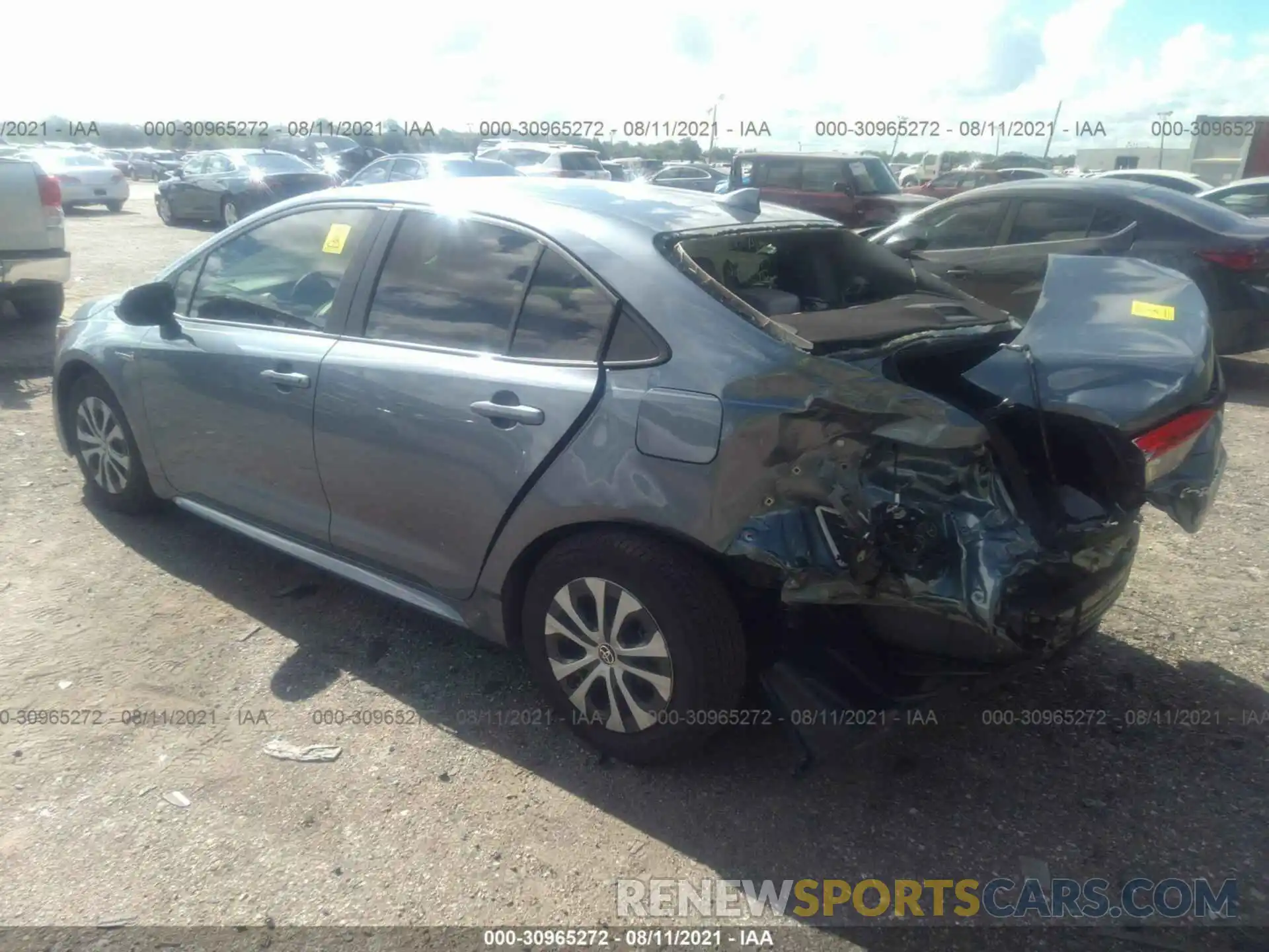 3 Photograph of a damaged car JTDEBRBE5LJ016268 TOYOTA COROLLA 2020