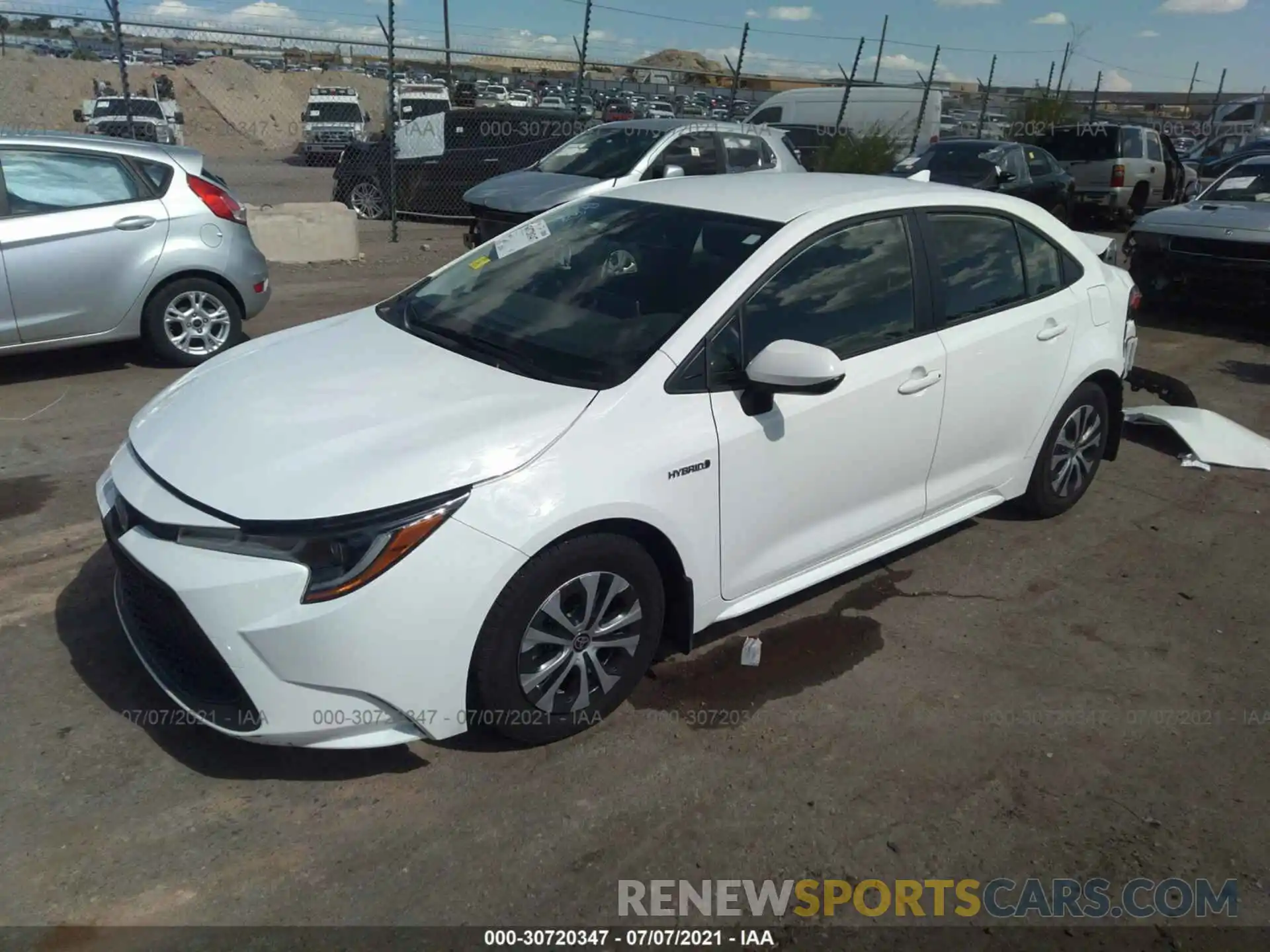 2 Photograph of a damaged car JTDEBRBE5LJ021695 TOYOTA COROLLA 2020