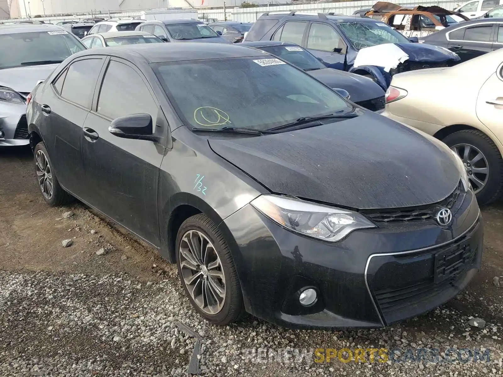 1 Photograph of a damaged car JTDEBRBE5LJ022149 TOYOTA COROLLA 2020