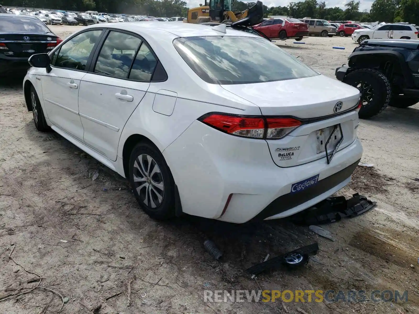 3 Photograph of a damaged car JTDEBRBE5LJ023771 TOYOTA COROLLA 2020