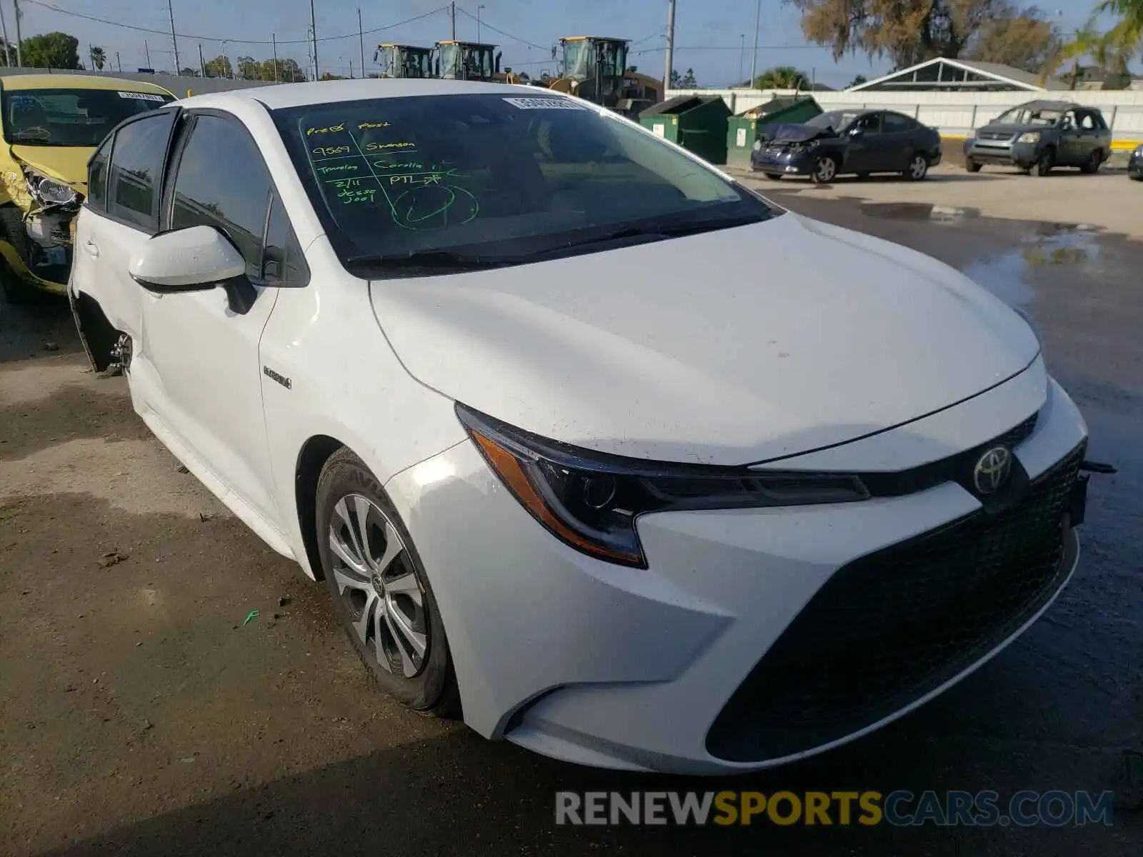 1 Photograph of a damaged car JTDEBRBE5LJ024273 TOYOTA COROLLA 2020