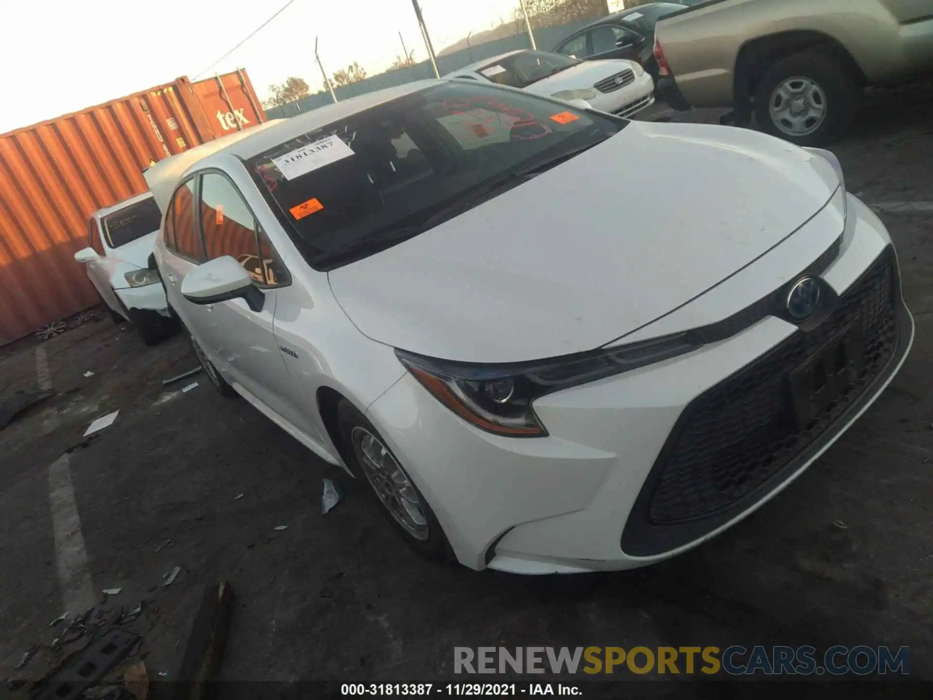 1 Photograph of a damaged car JTDEBRBE5LJ024354 TOYOTA COROLLA 2020