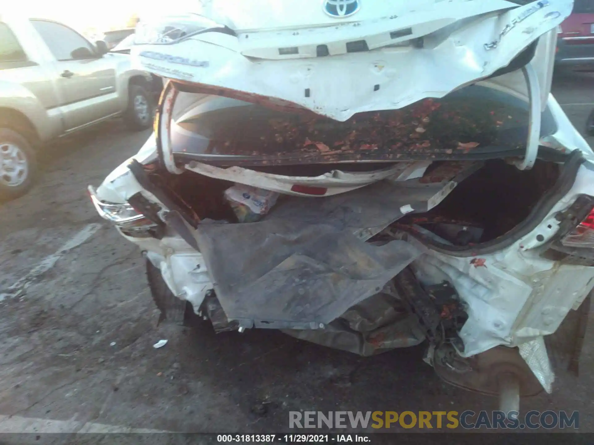 6 Photograph of a damaged car JTDEBRBE5LJ024354 TOYOTA COROLLA 2020