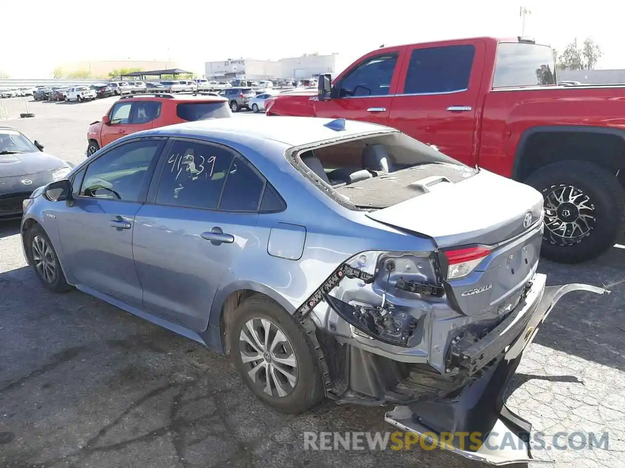 3 Photograph of a damaged car JTDEBRBE5LJ024452 TOYOTA COROLLA 2020