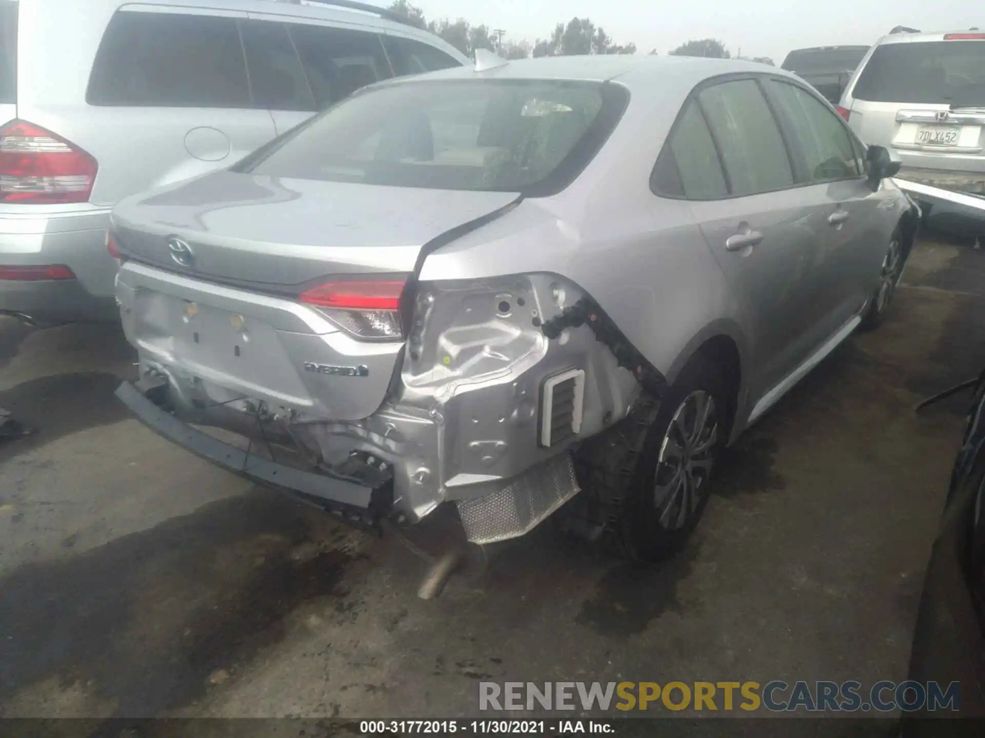 4 Photograph of a damaged car JTDEBRBE5LJ024533 TOYOTA COROLLA 2020