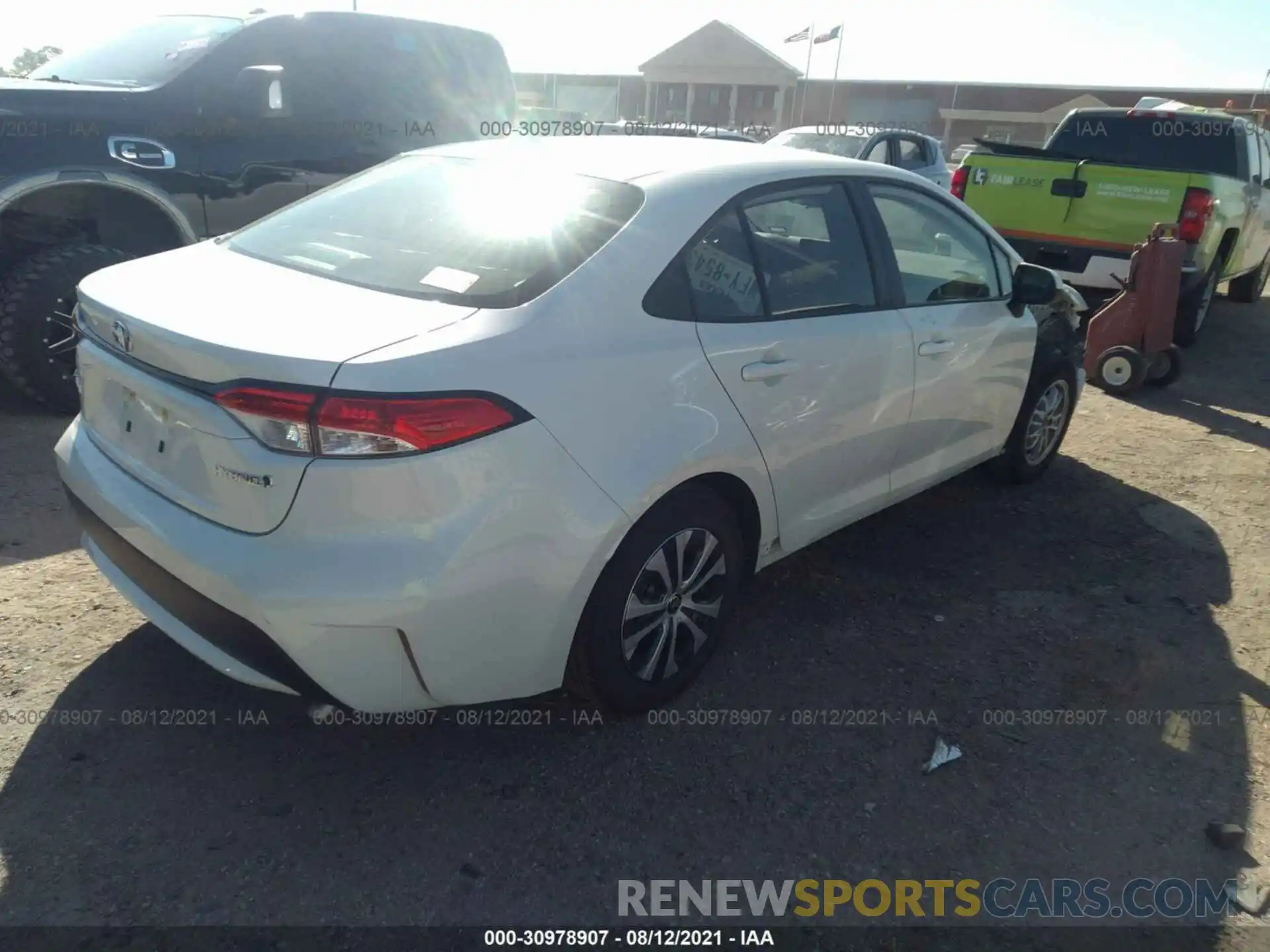 4 Photograph of a damaged car JTDEBRBE5LJ026332 TOYOTA COROLLA 2020