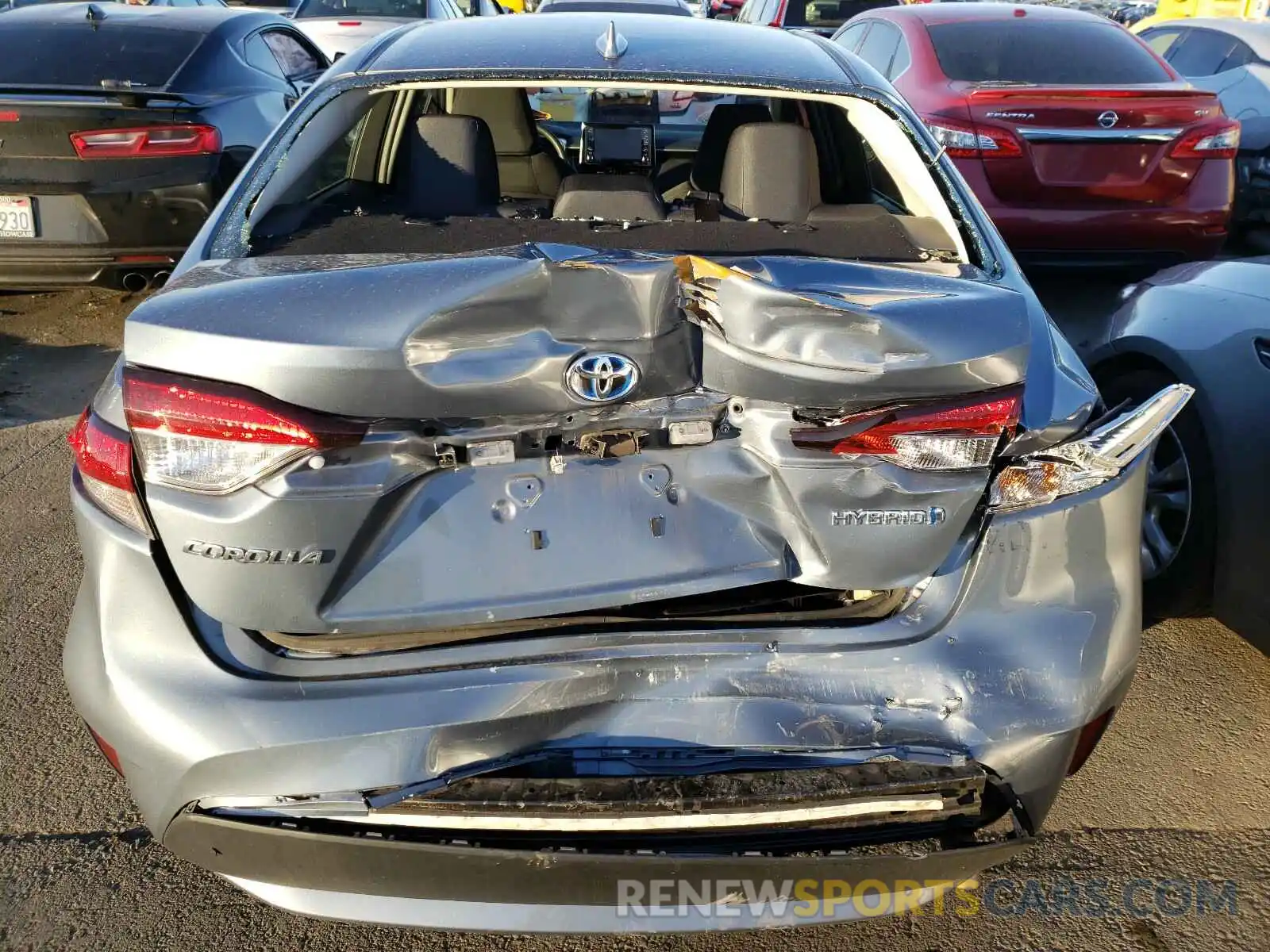 9 Photograph of a damaged car JTDEBRBE5LJ026721 TOYOTA COROLLA 2020