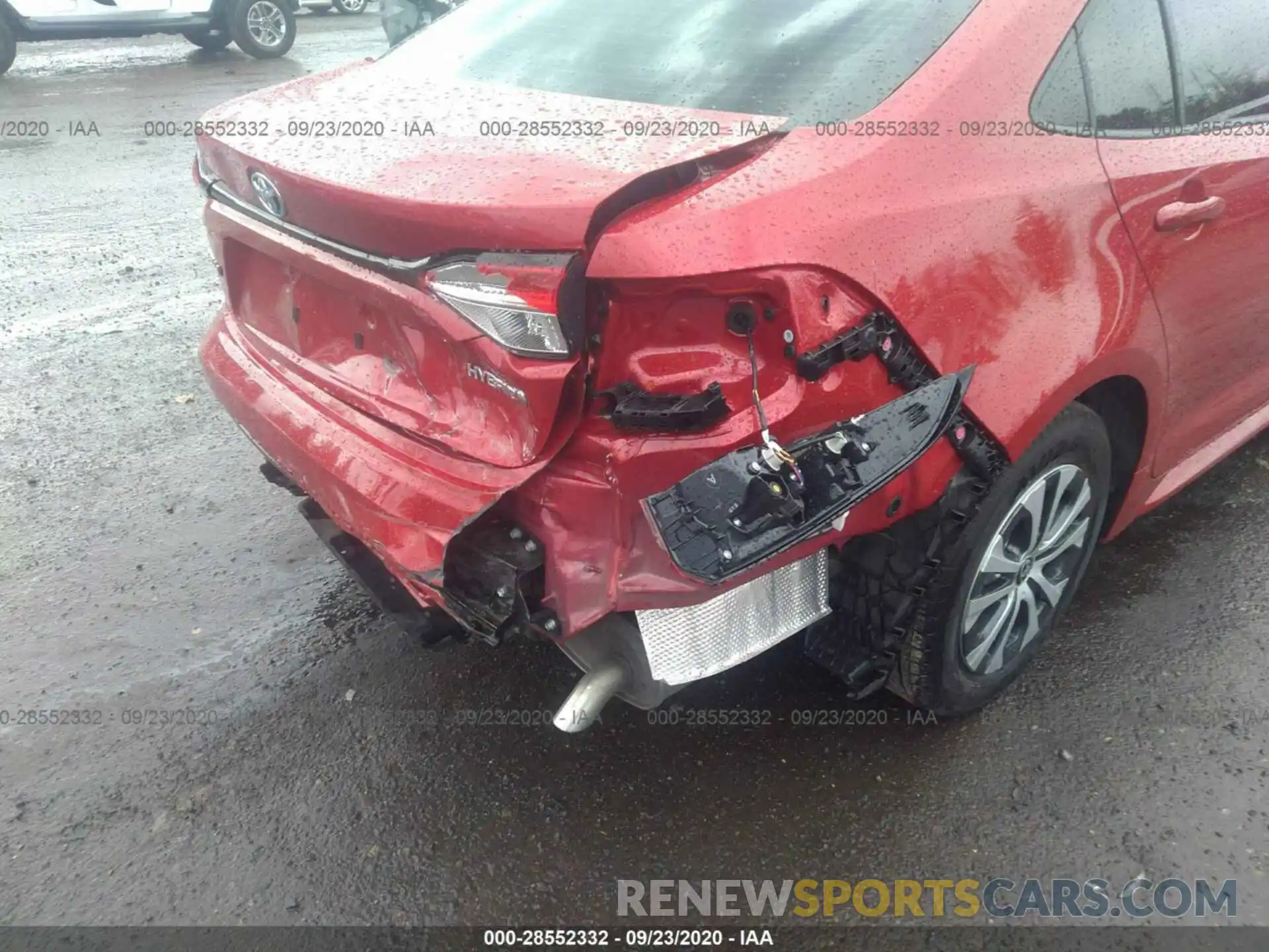6 Photograph of a damaged car JTDEBRBE5LJ026735 TOYOTA COROLLA 2020