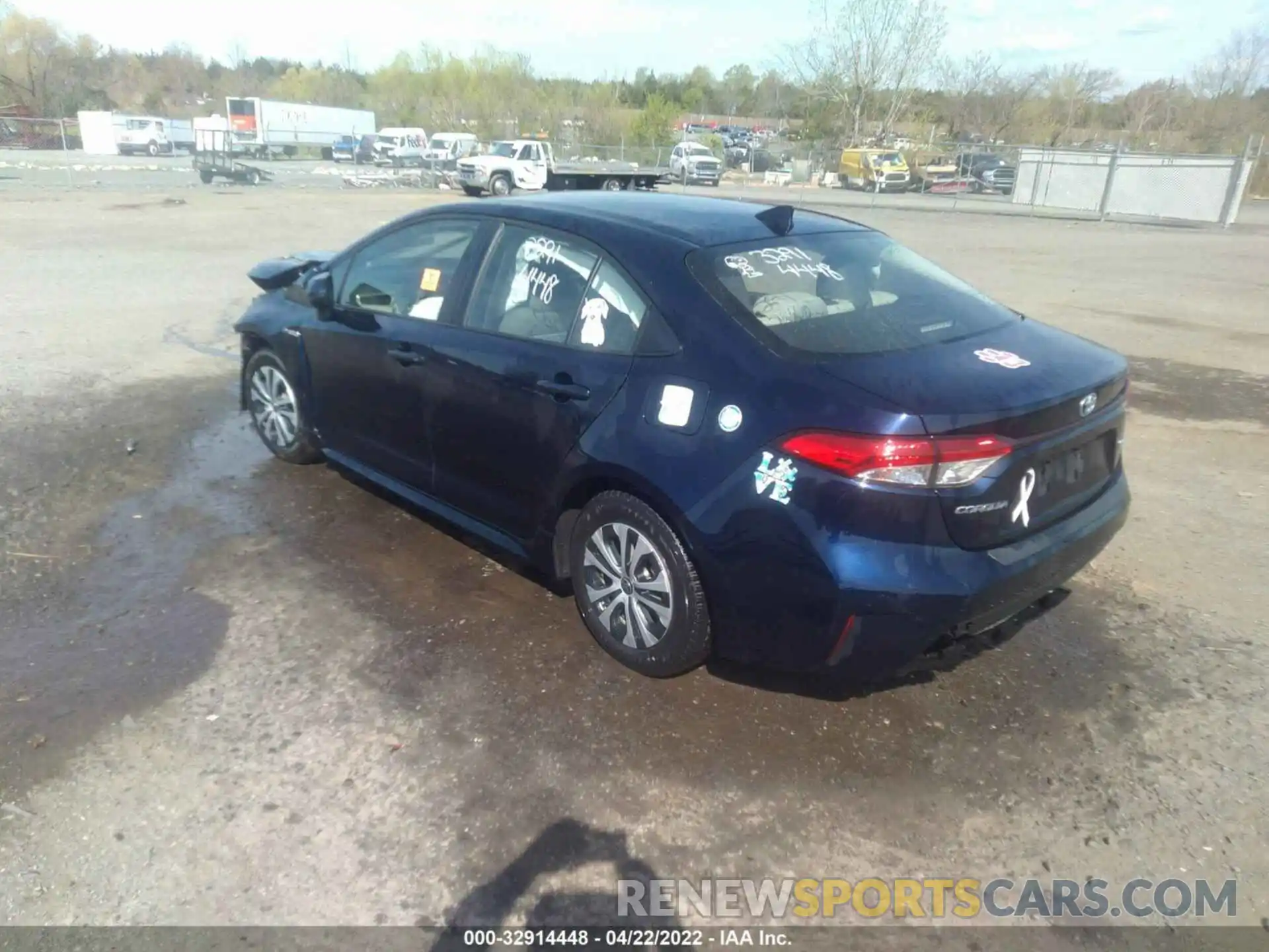 3 Photograph of a damaged car JTDEBRBE5LJ027870 TOYOTA COROLLA 2020