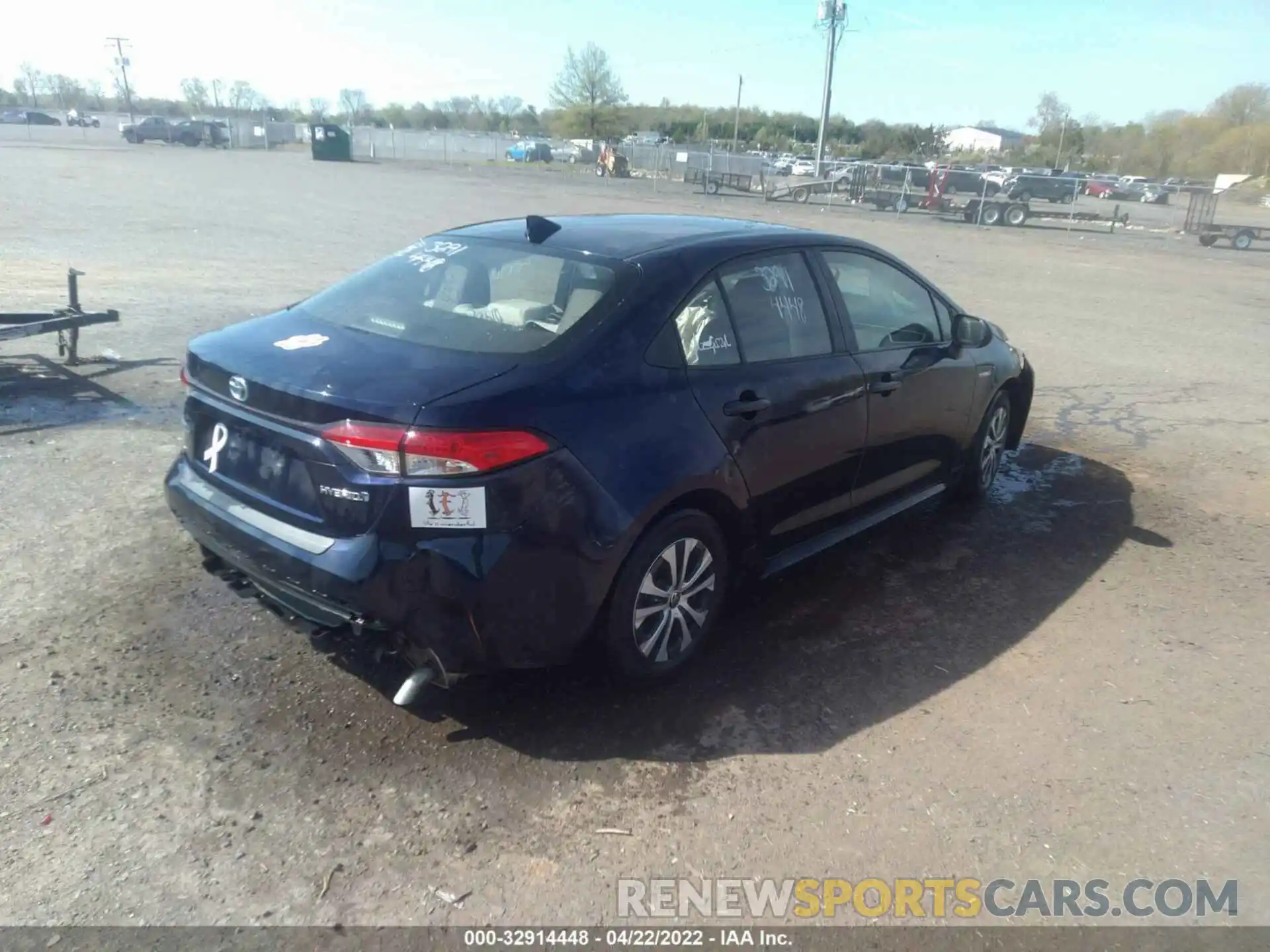 4 Photograph of a damaged car JTDEBRBE5LJ027870 TOYOTA COROLLA 2020