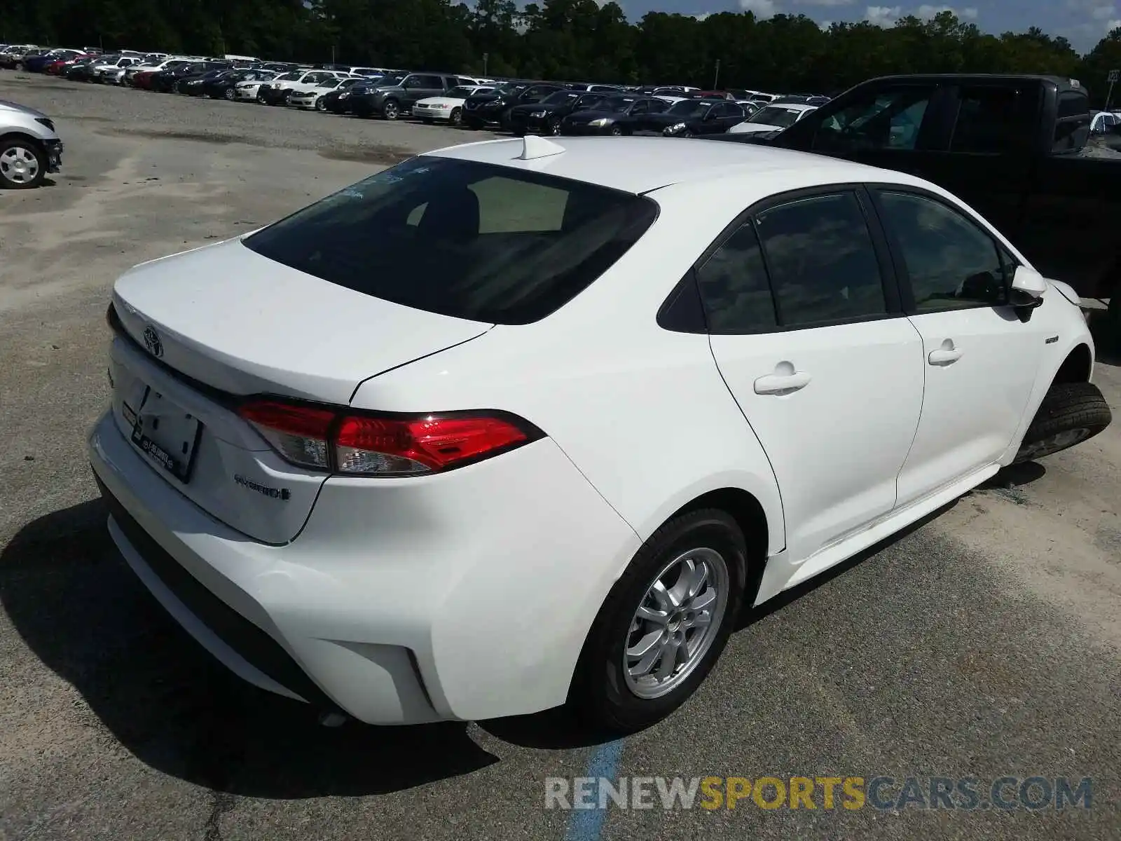 4 Photograph of a damaged car JTDEBRBE5LJ028372 TOYOTA COROLLA 2020