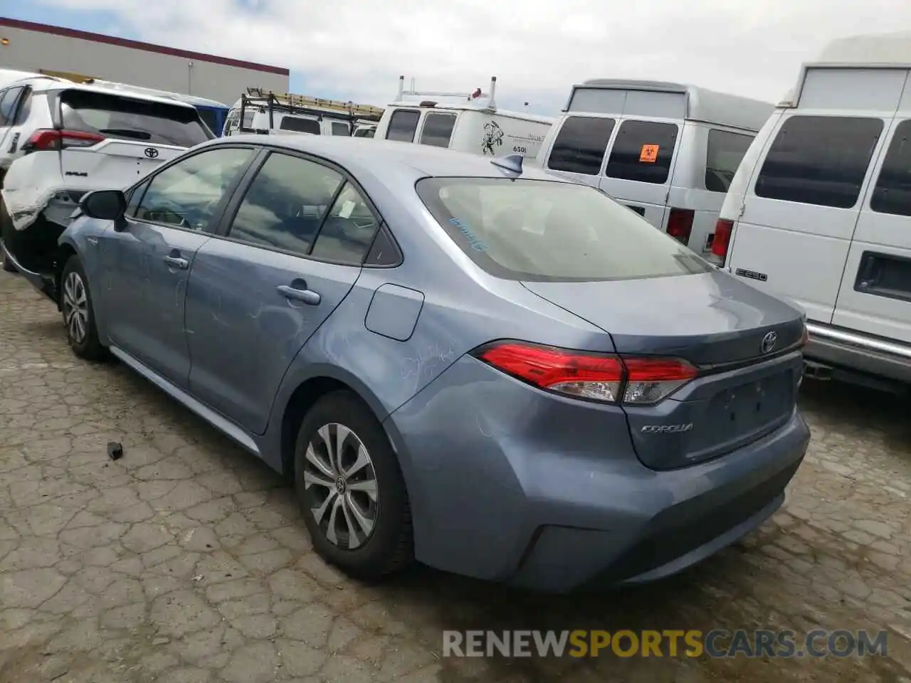 3 Photograph of a damaged car JTDEBRBE5LJ029408 TOYOTA COROLLA 2020