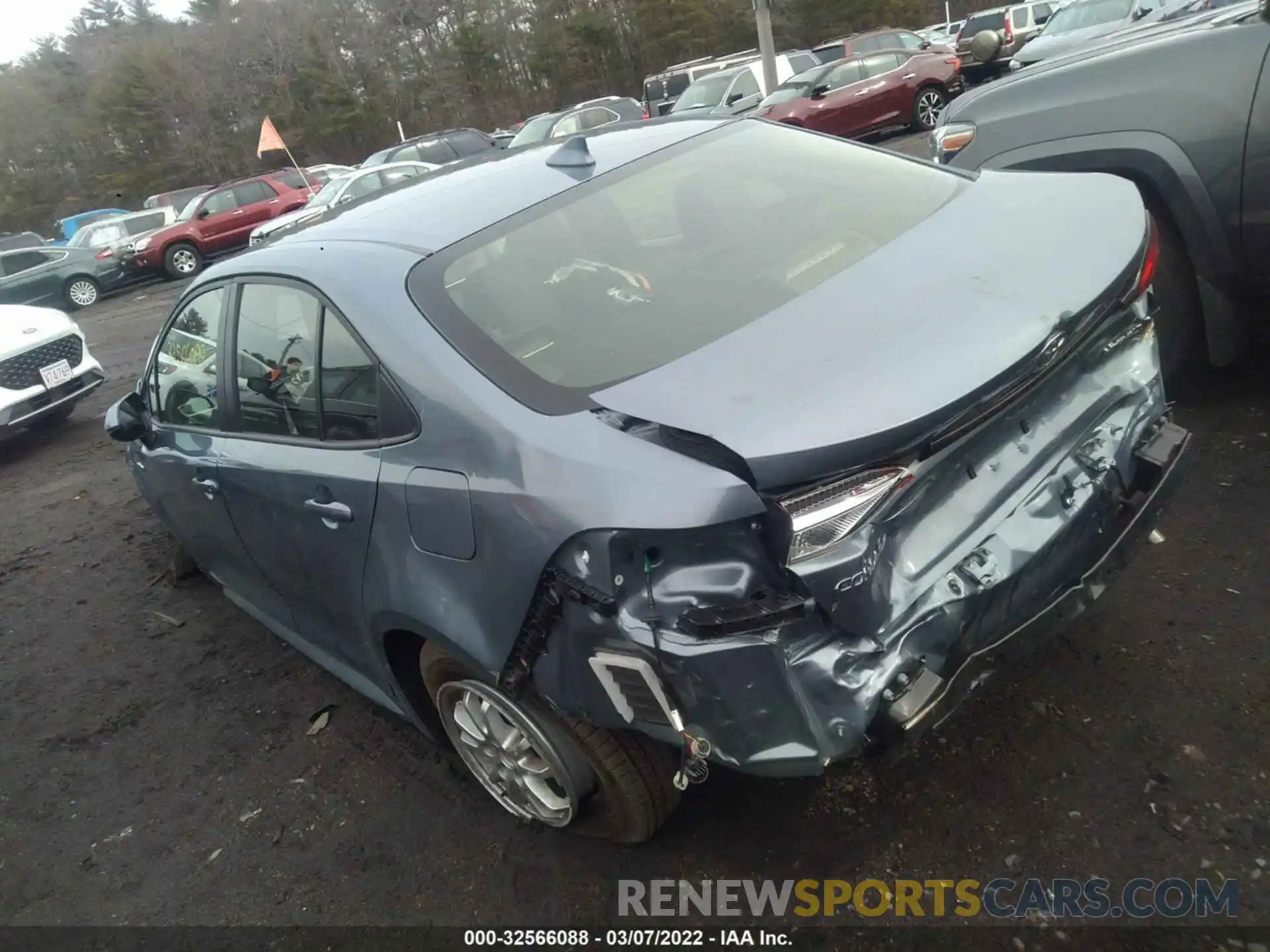 3 Photograph of a damaged car JTDEBRBE5LJ029960 TOYOTA COROLLA 2020