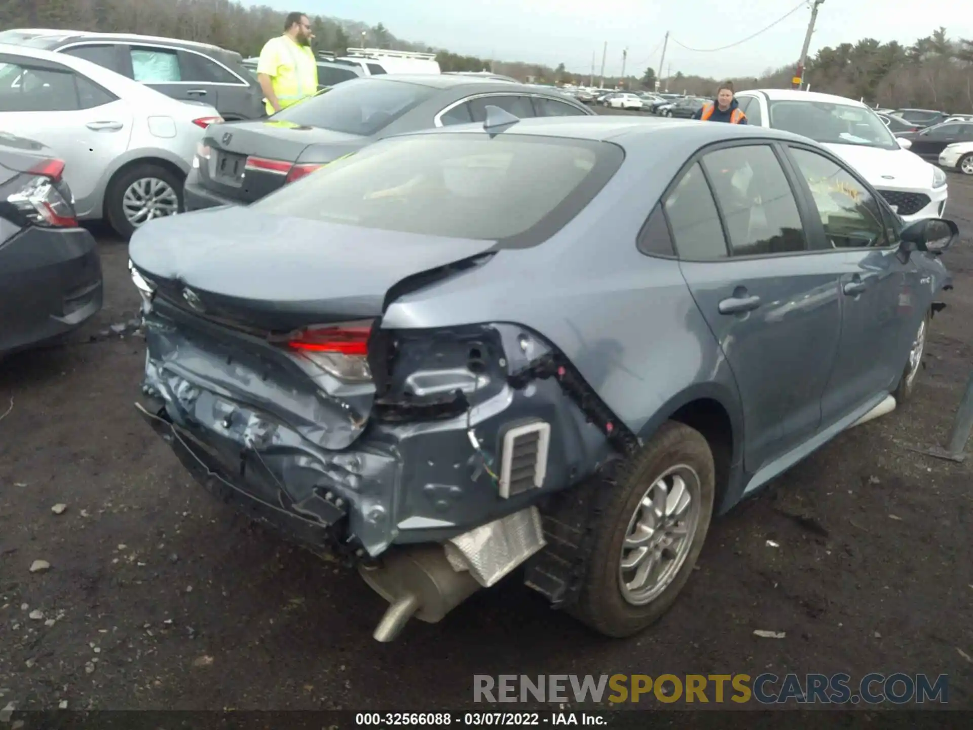 4 Photograph of a damaged car JTDEBRBE5LJ029960 TOYOTA COROLLA 2020