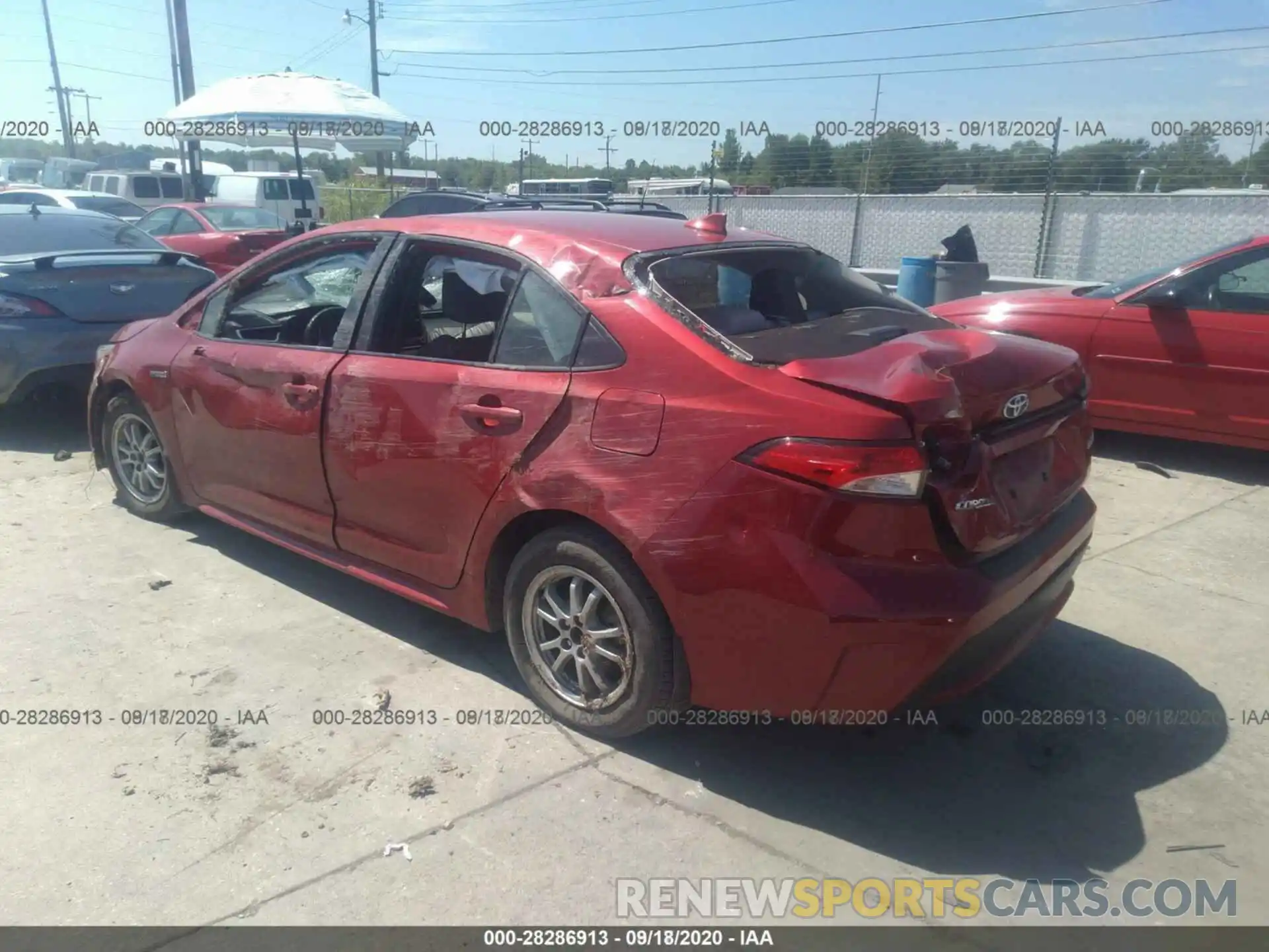 14 Photograph of a damaged car JTDEBRBE6LJ000340 TOYOTA COROLLA 2020