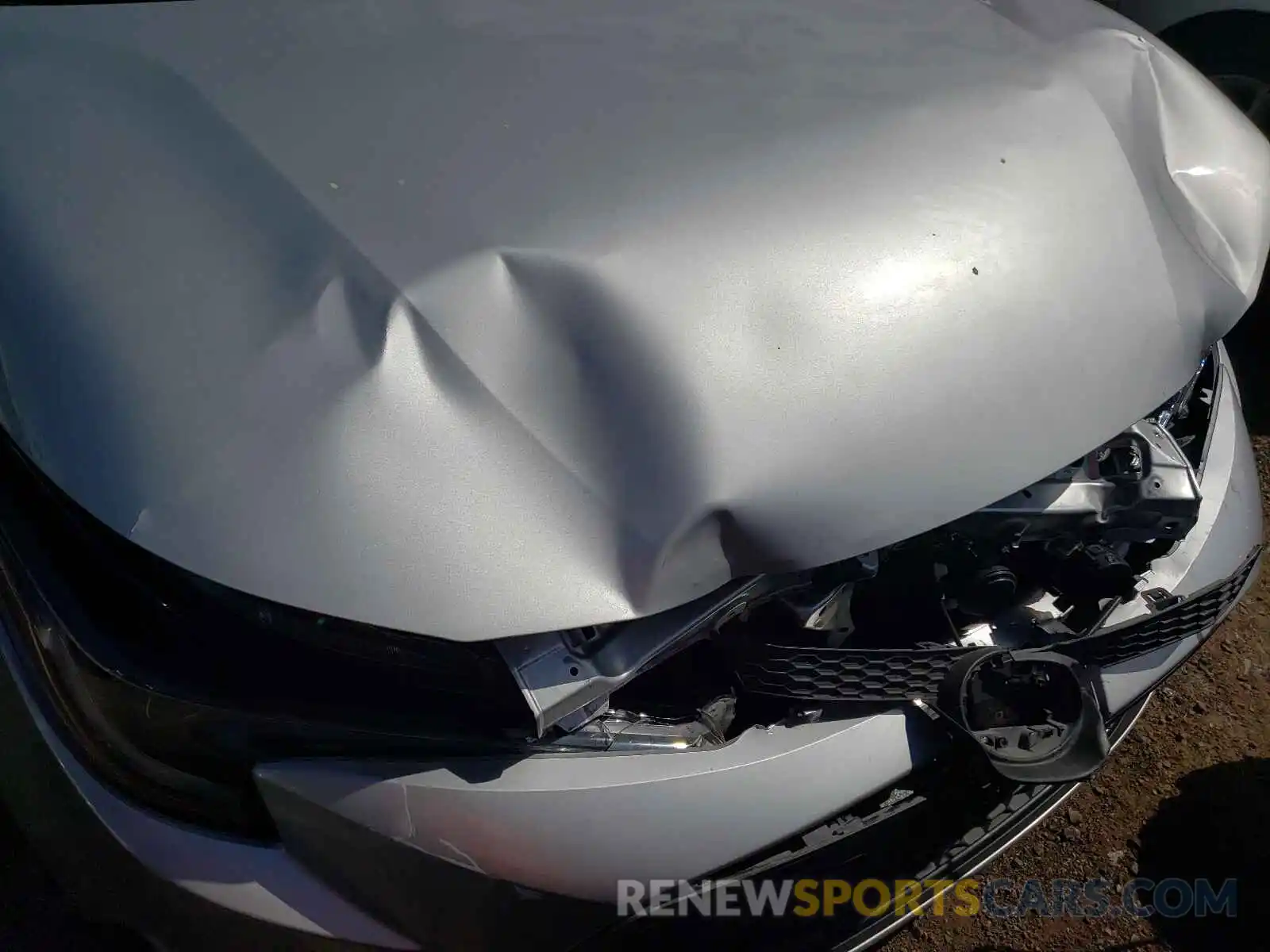 9 Photograph of a damaged car JTDEBRBE6LJ001164 TOYOTA COROLLA 2020