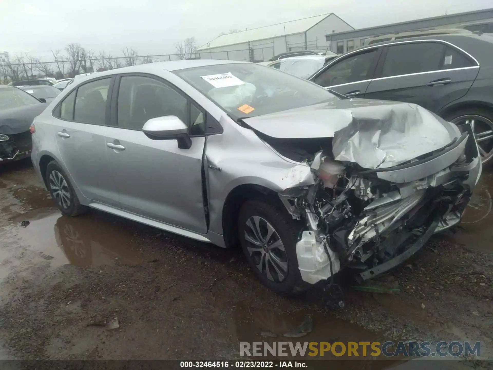 1 Photograph of a damaged car JTDEBRBE6LJ001178 TOYOTA COROLLA 2020