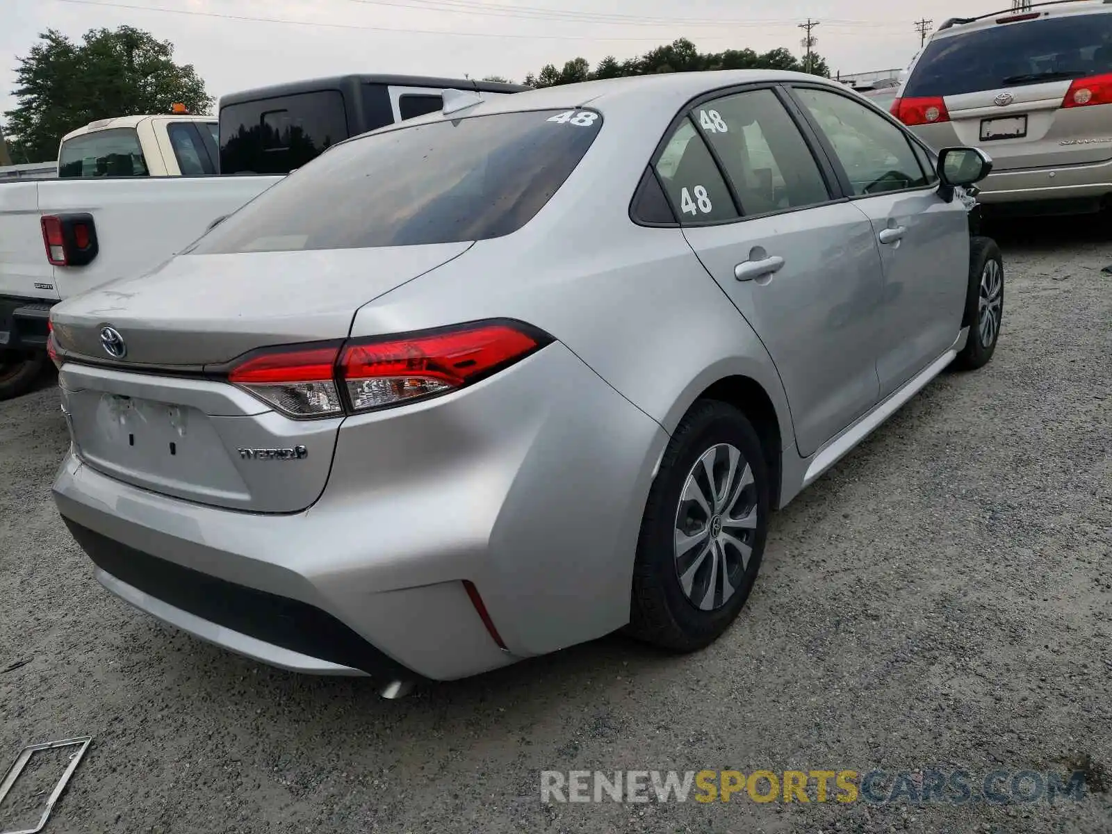 4 Photograph of a damaged car JTDEBRBE6LJ001486 TOYOTA COROLLA 2020