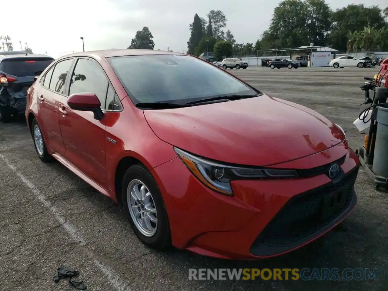 1 Photograph of a damaged car JTDEBRBE6LJ001942 TOYOTA COROLLA 2020