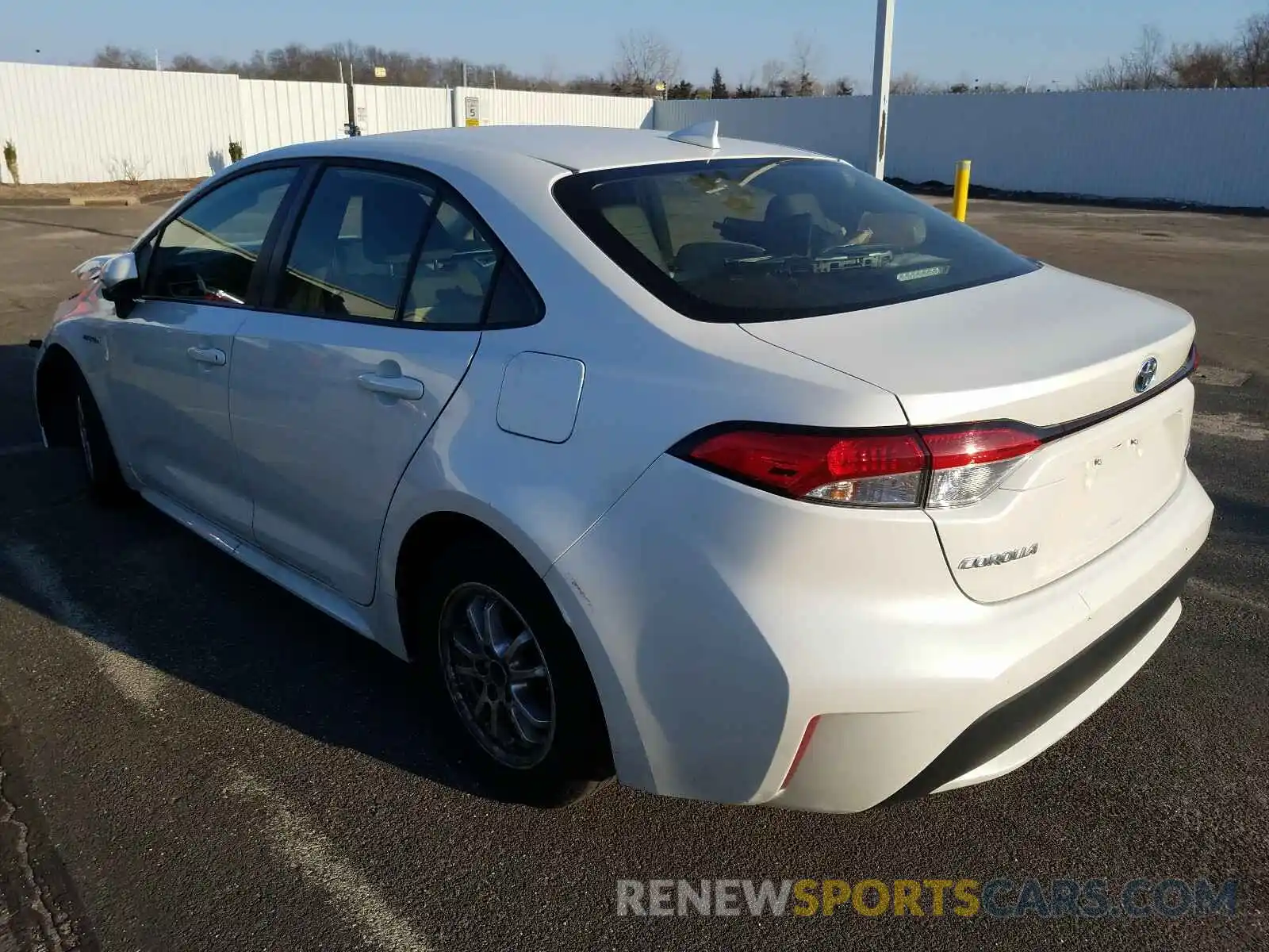 3 Photograph of a damaged car JTDEBRBE6LJ002718 TOYOTA COROLLA 2020