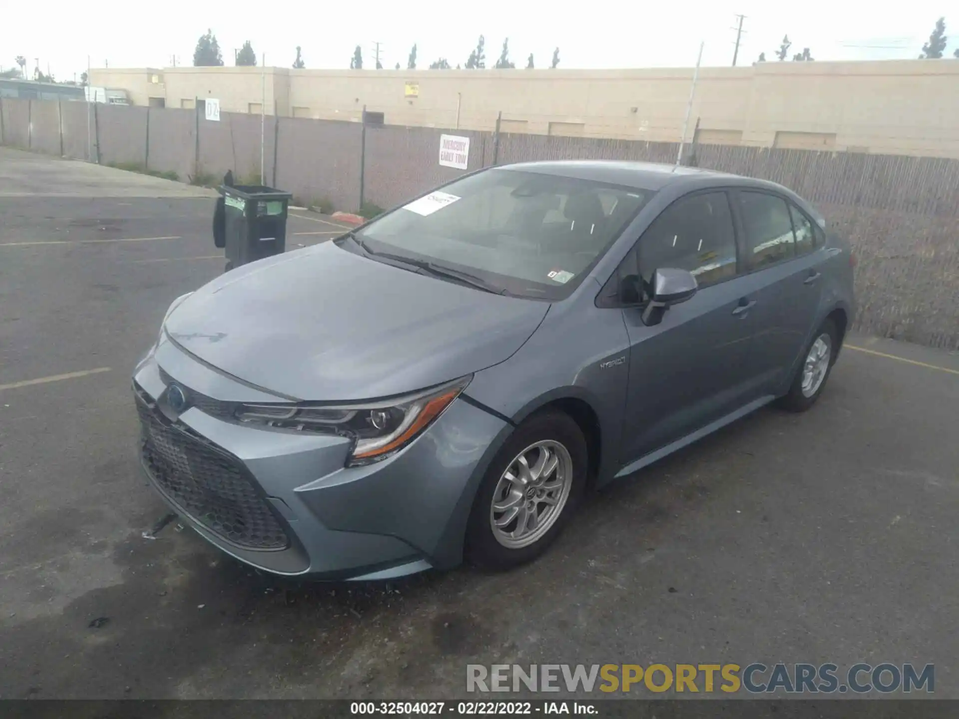 2 Photograph of a damaged car JTDEBRBE6LJ002752 TOYOTA COROLLA 2020