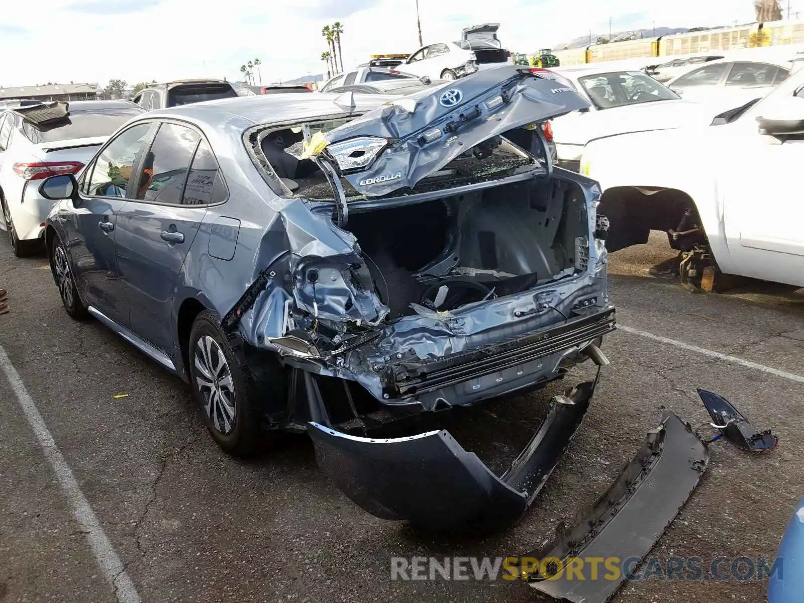 3 Photograph of a damaged car JTDEBRBE6LJ003061 TOYOTA COROLLA 2020