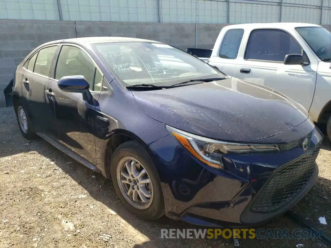 1 Photograph of a damaged car JTDEBRBE6LJ003805 TOYOTA COROLLA 2020