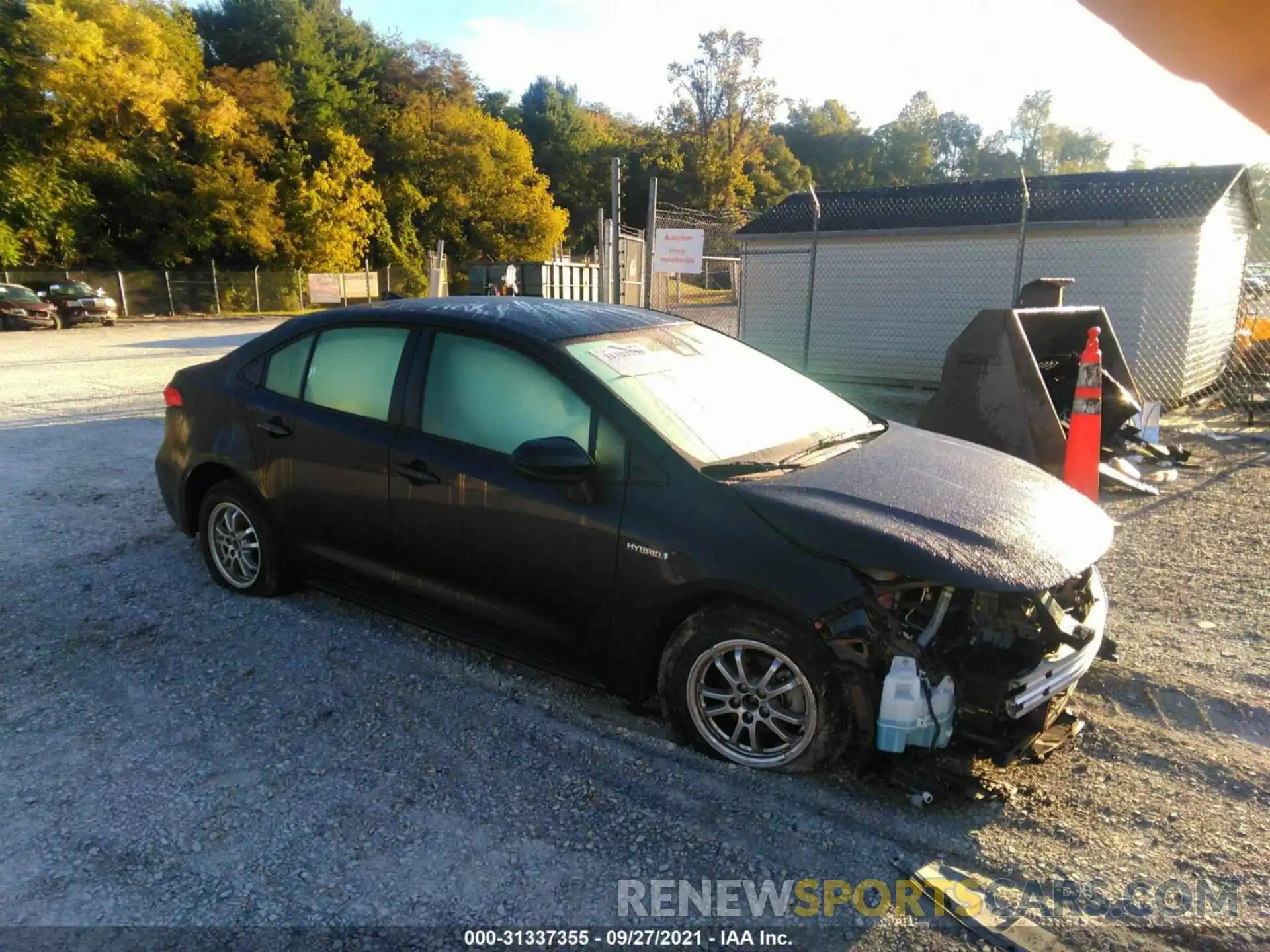 1 Photograph of a damaged car JTDEBRBE6LJ004775 TOYOTA COROLLA 2020