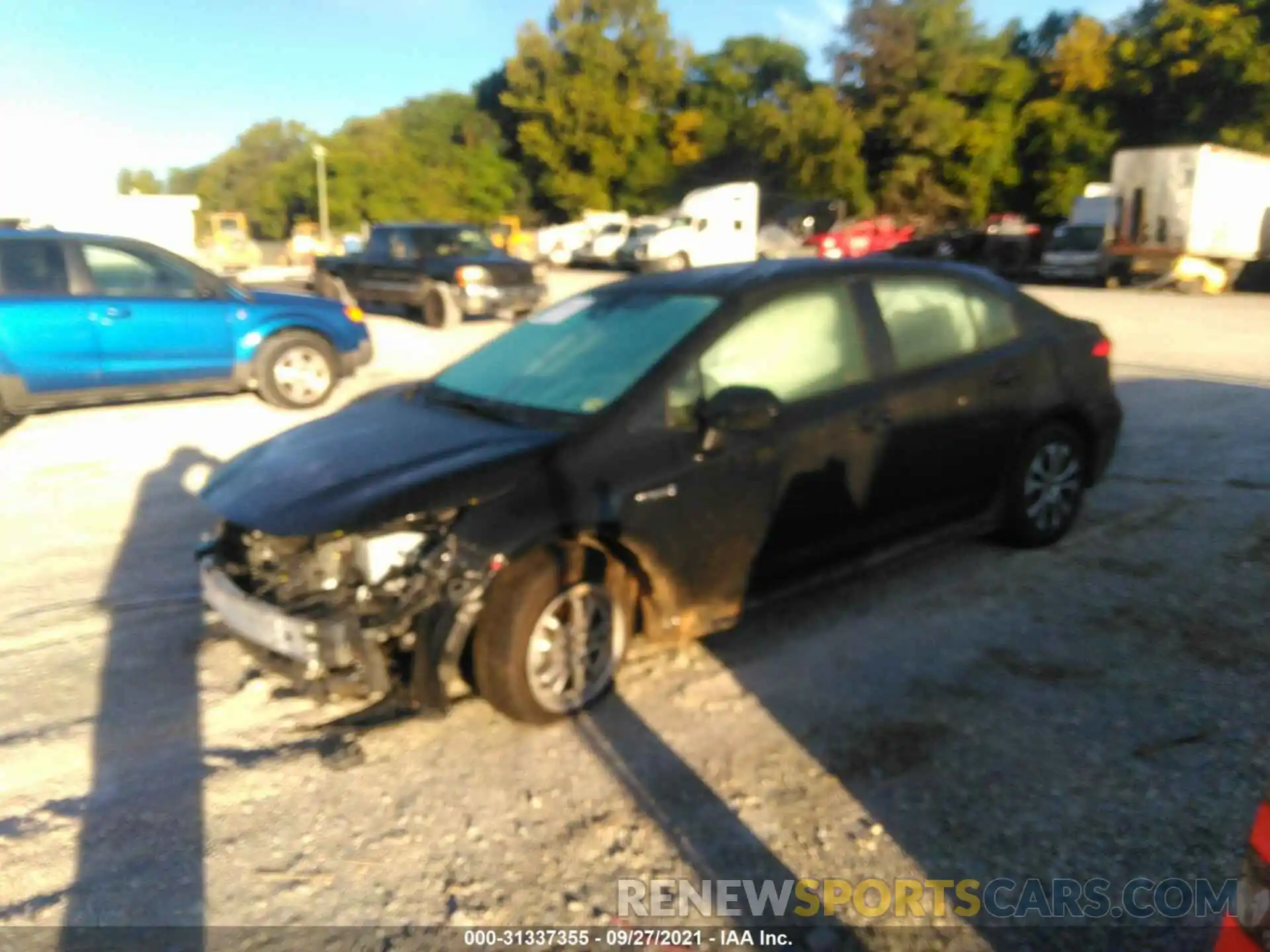 2 Photograph of a damaged car JTDEBRBE6LJ004775 TOYOTA COROLLA 2020