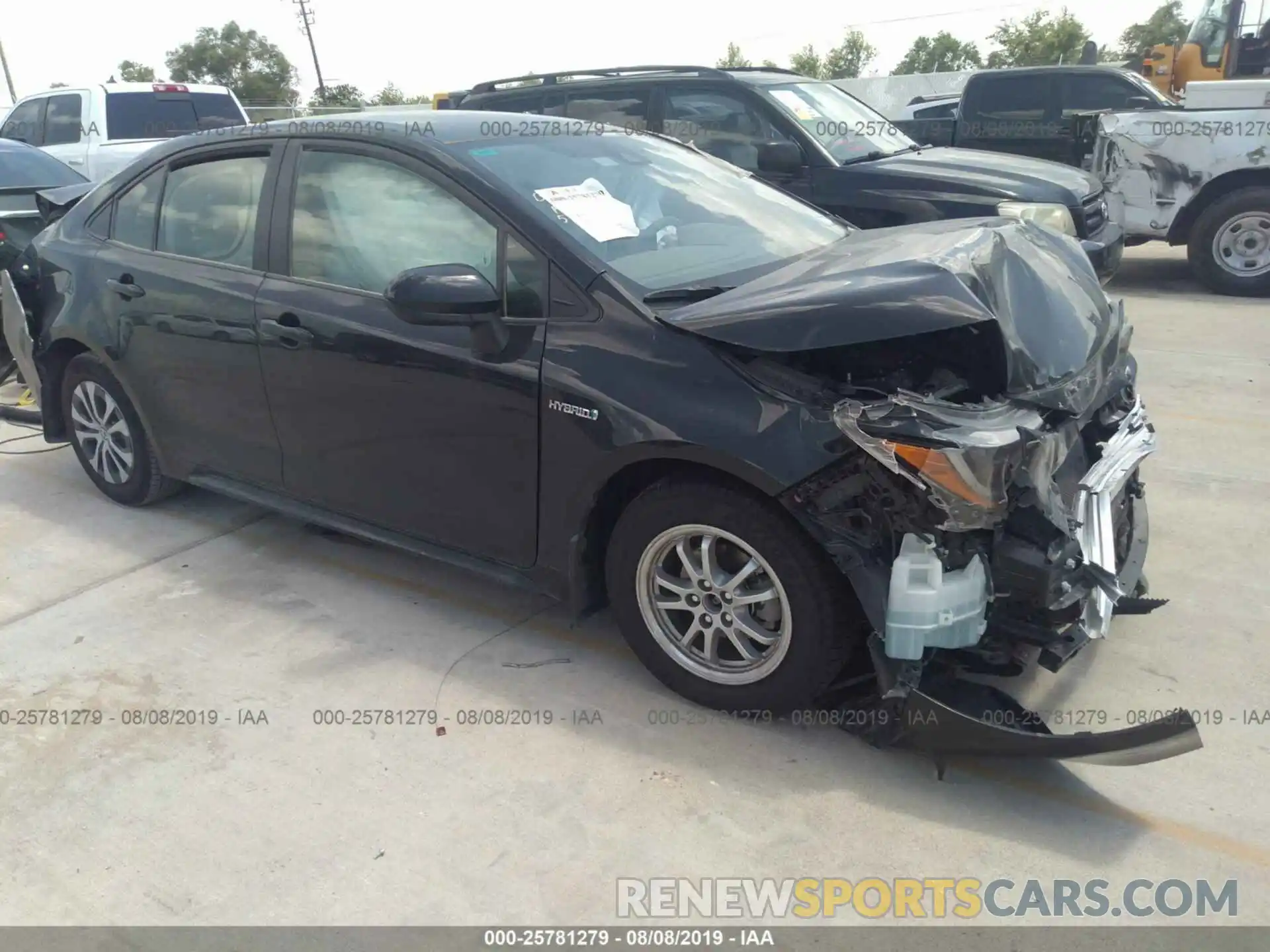 1 Photograph of a damaged car JTDEBRBE6LJ005568 TOYOTA COROLLA 2020